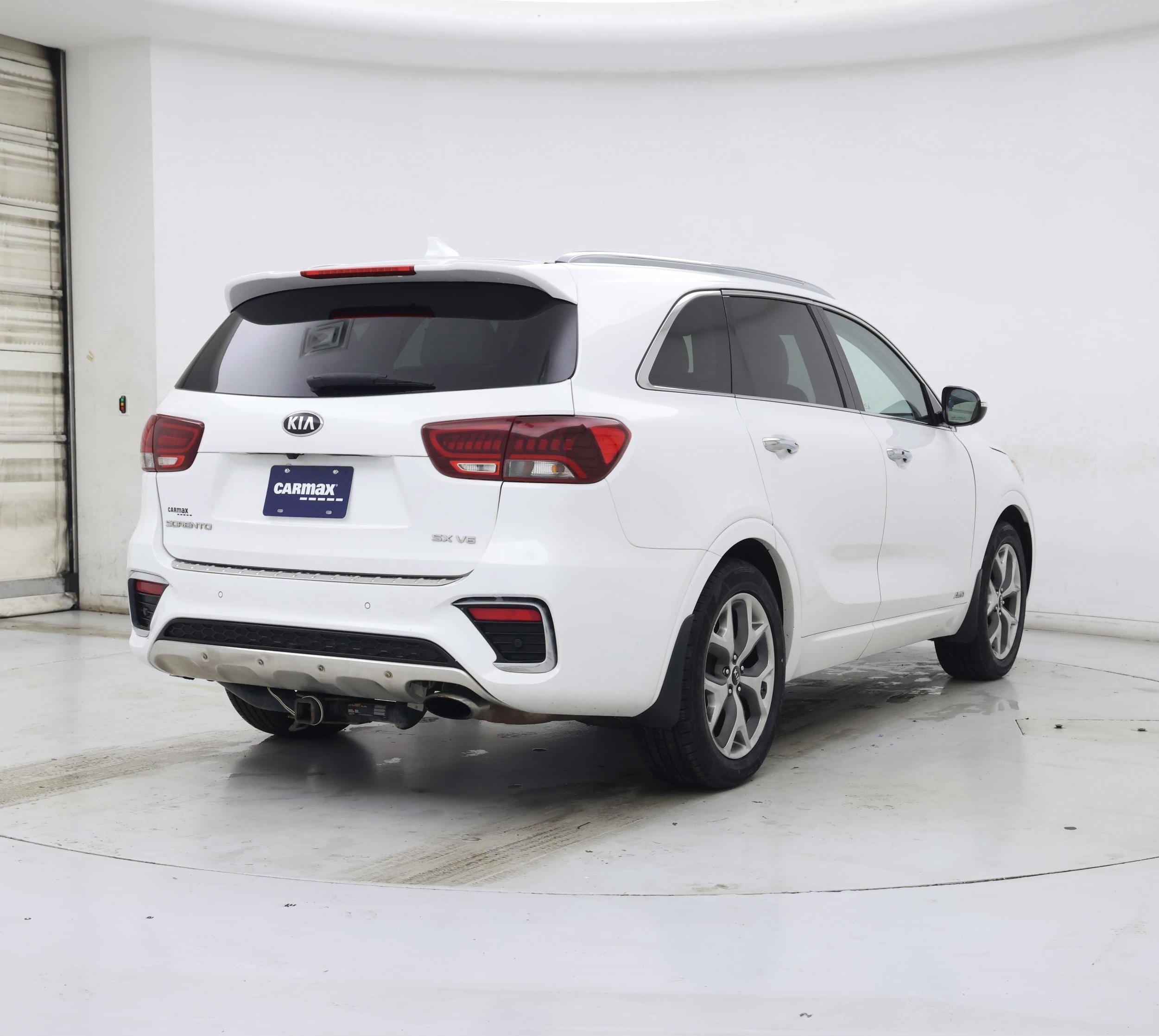 Thumbnail: 2019 Kia Sorento - 8