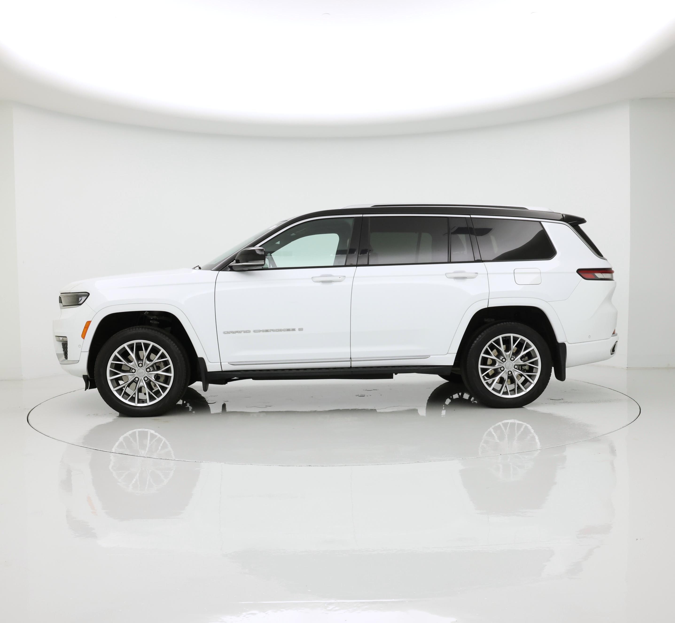 Thumbnail: 2023 Jeep Grand Cherokee L - 3