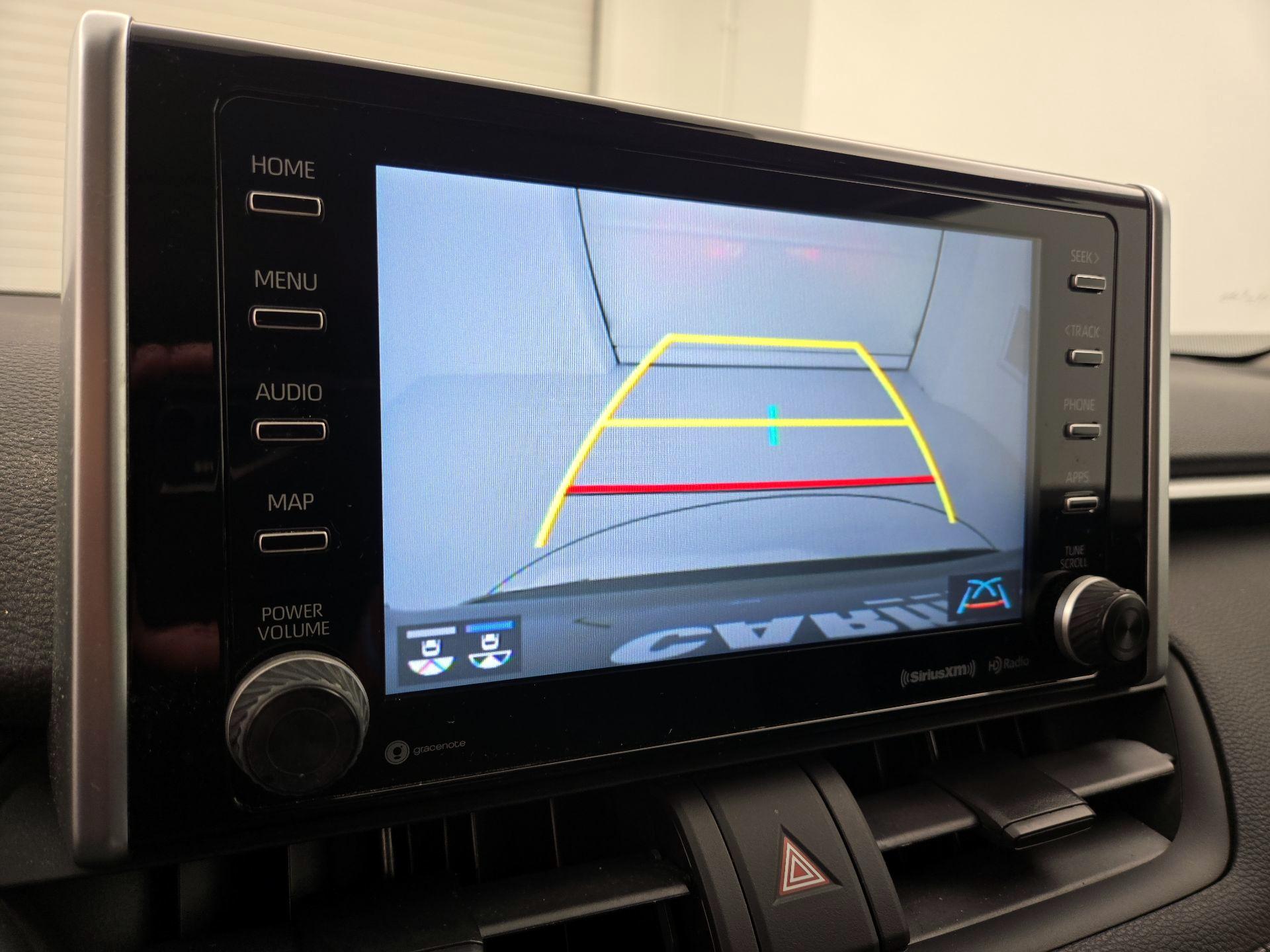 Thumbnail: 2021 Toyota RAV4 - 14