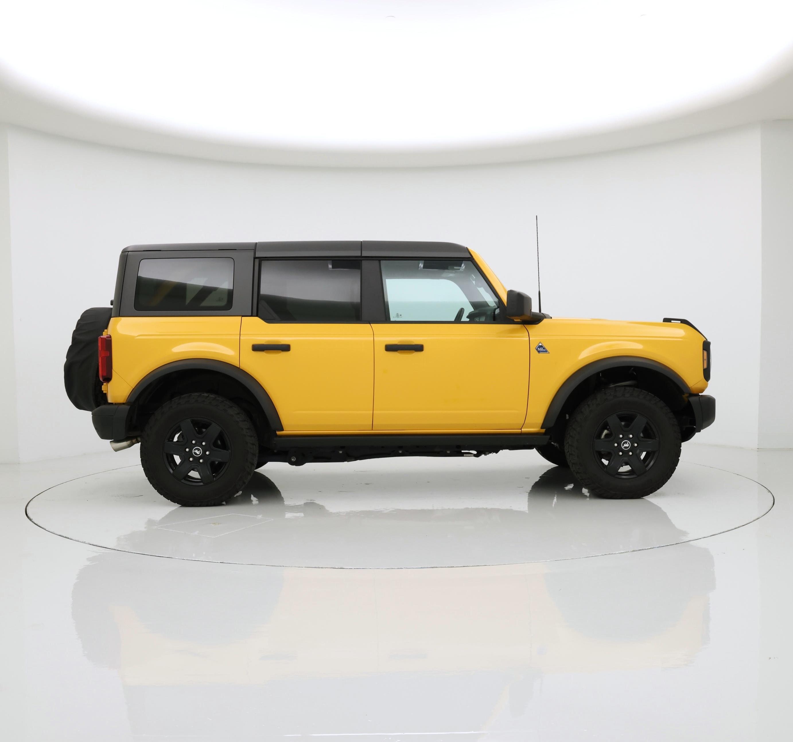 Thumbnail: 2022 Ford Bronco - 7