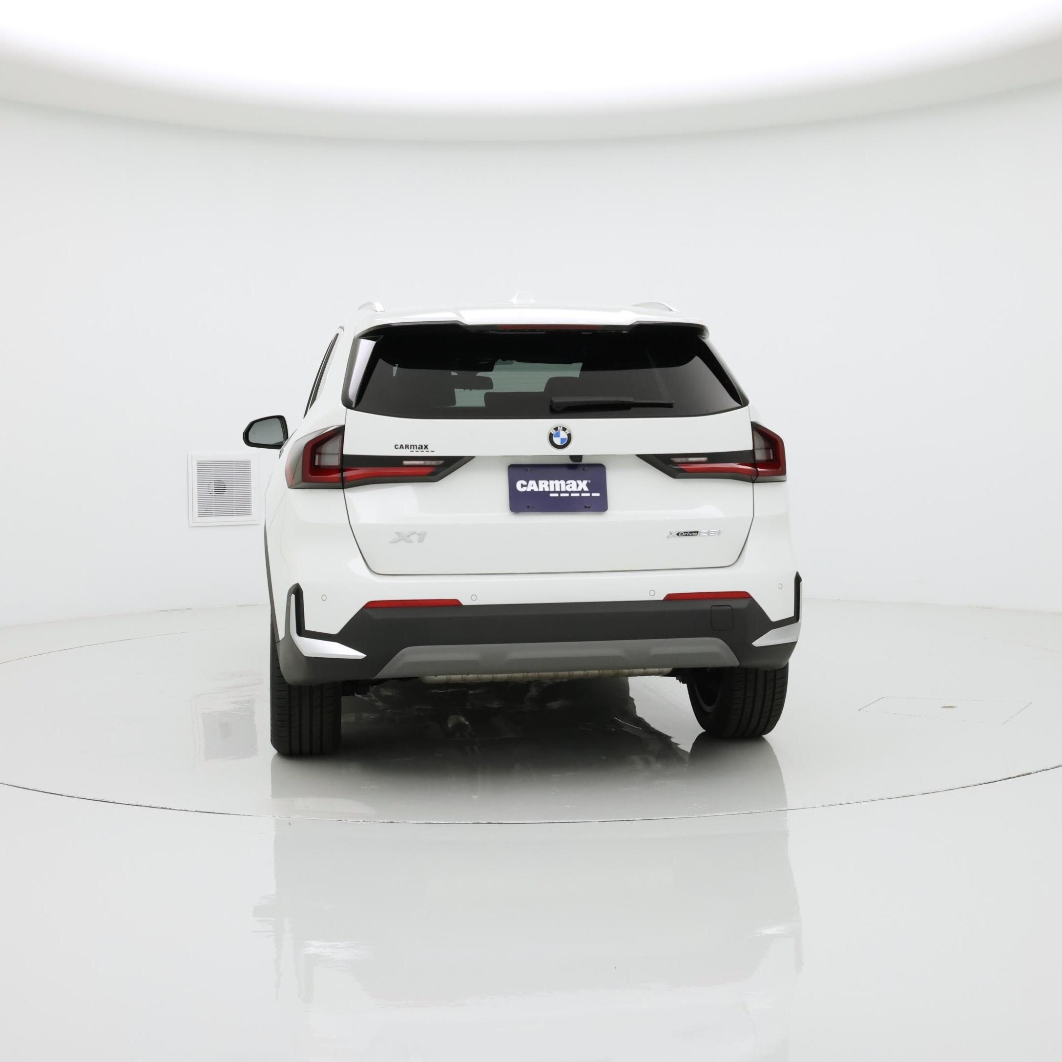 Thumbnail: 2023 BMW X1 - 6