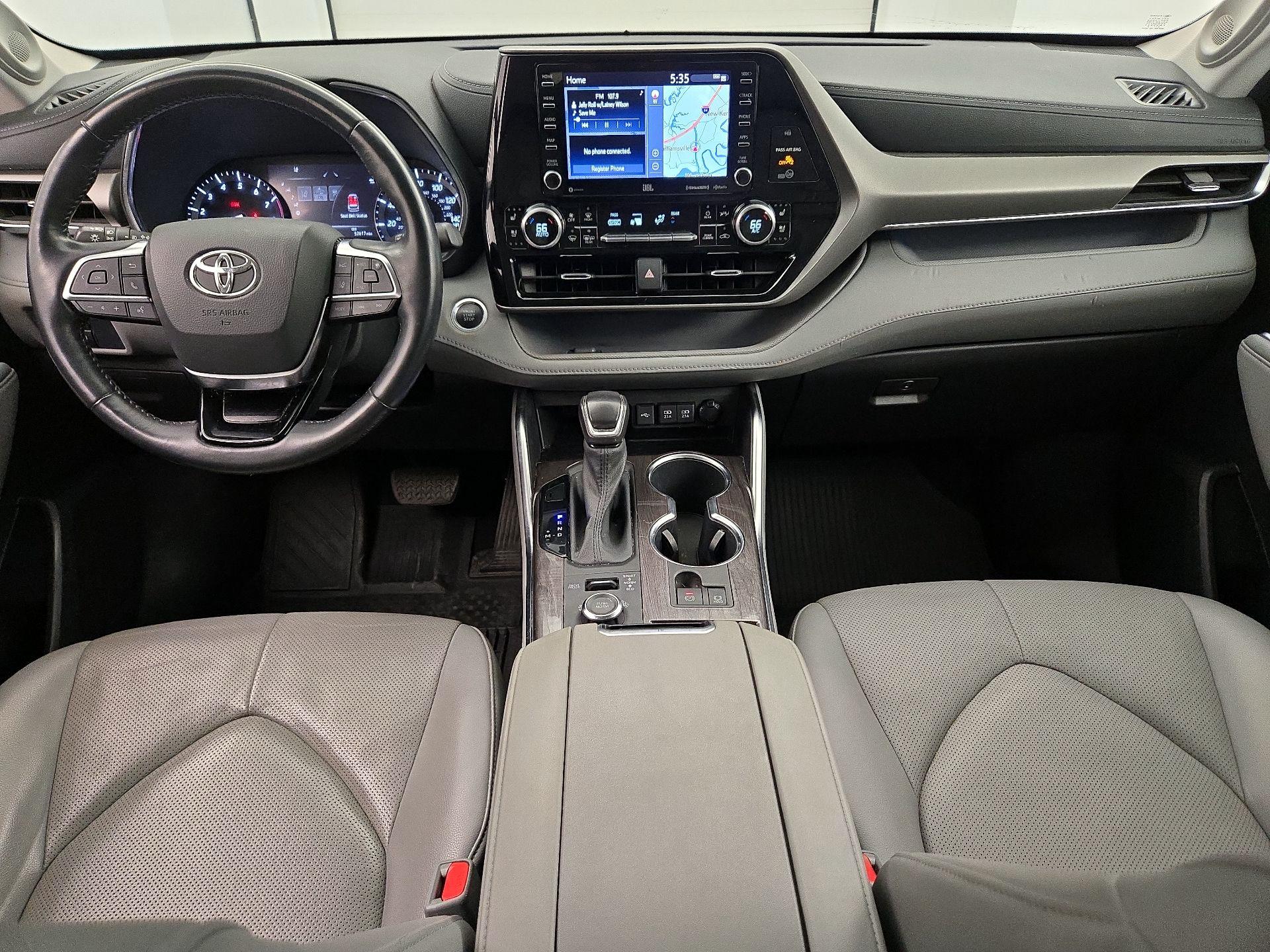 Thumbnail: 2021 Toyota Highlander - 9