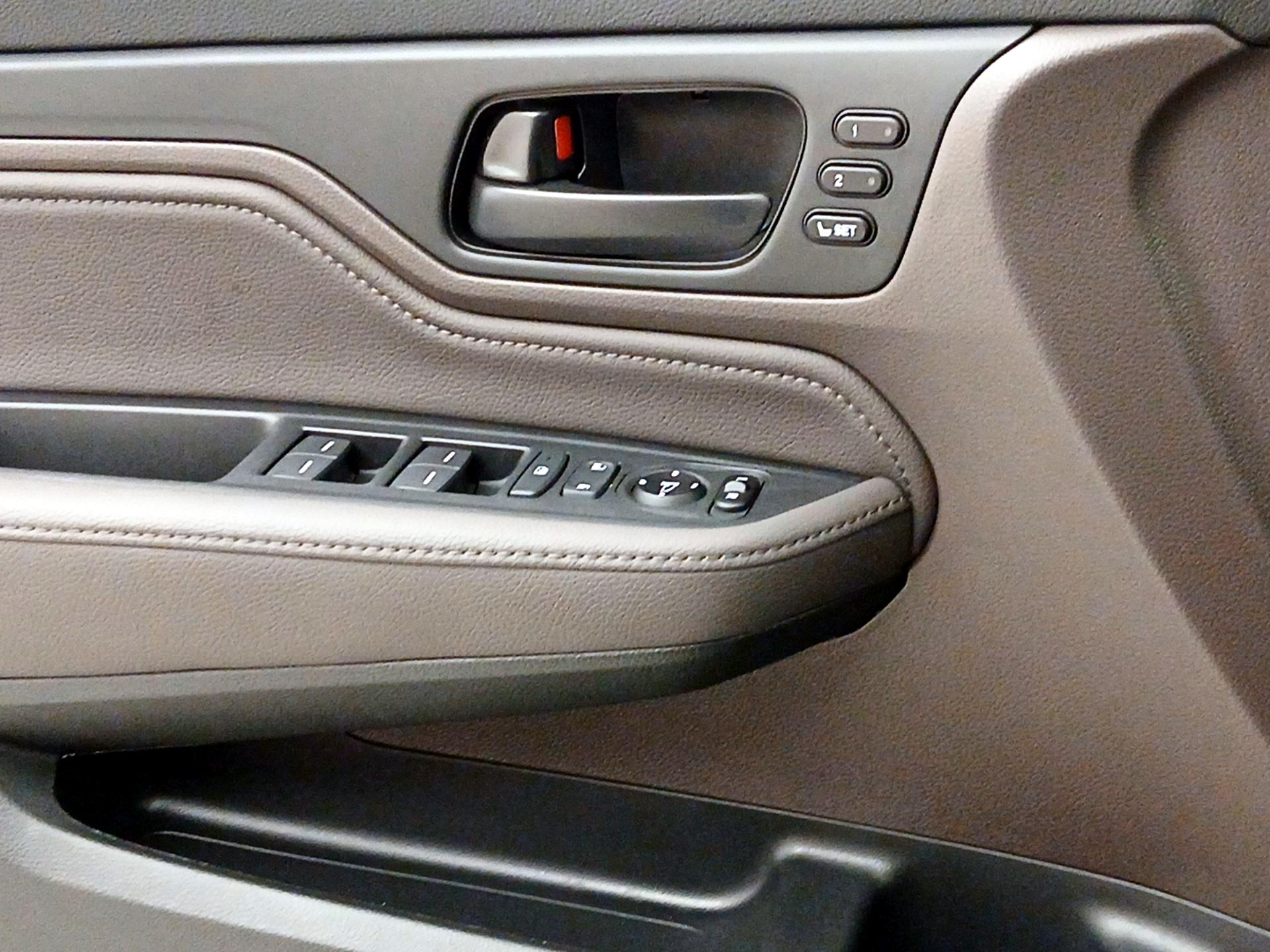 Thumbnail: 2019 Honda Odyssey - 12
