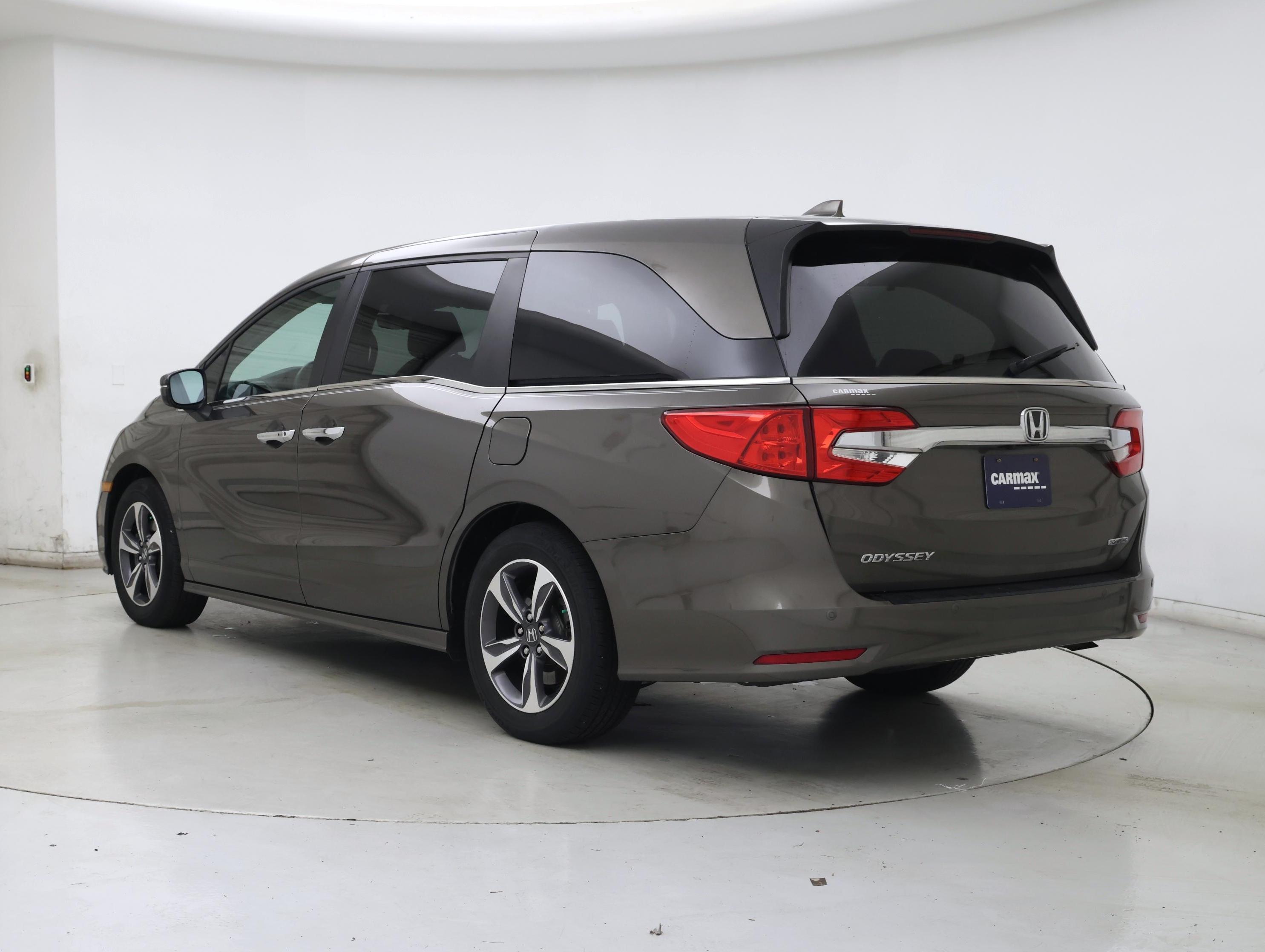 Thumbnail: 2019 Honda Odyssey - 2