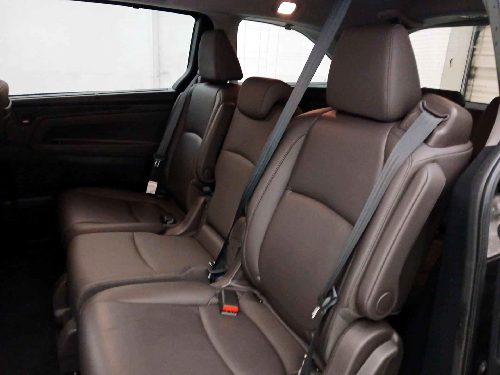 Thumbnail: 2019 Honda Odyssey - 19