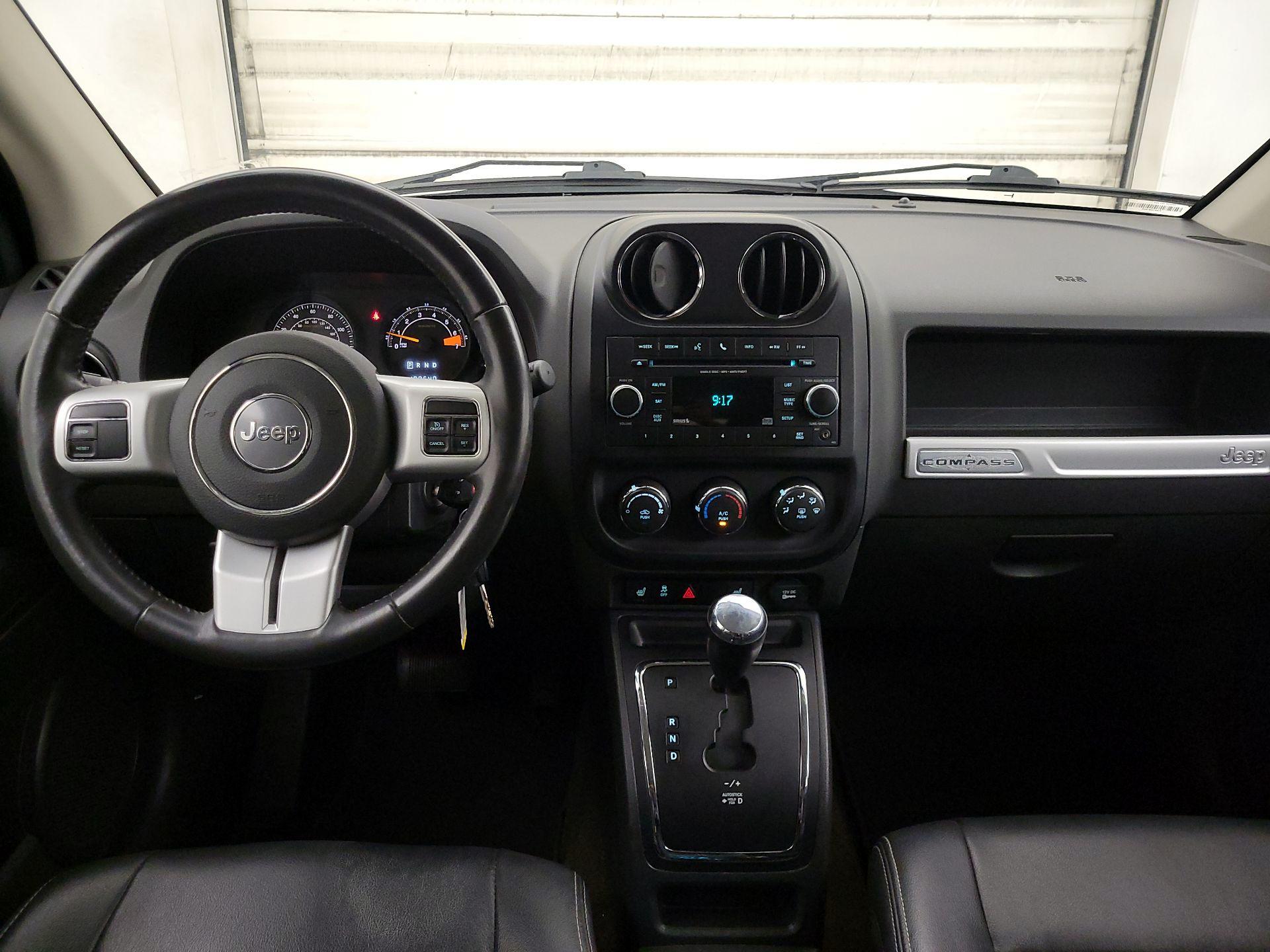 Thumbnail: 2017 Jeep Compass - 9