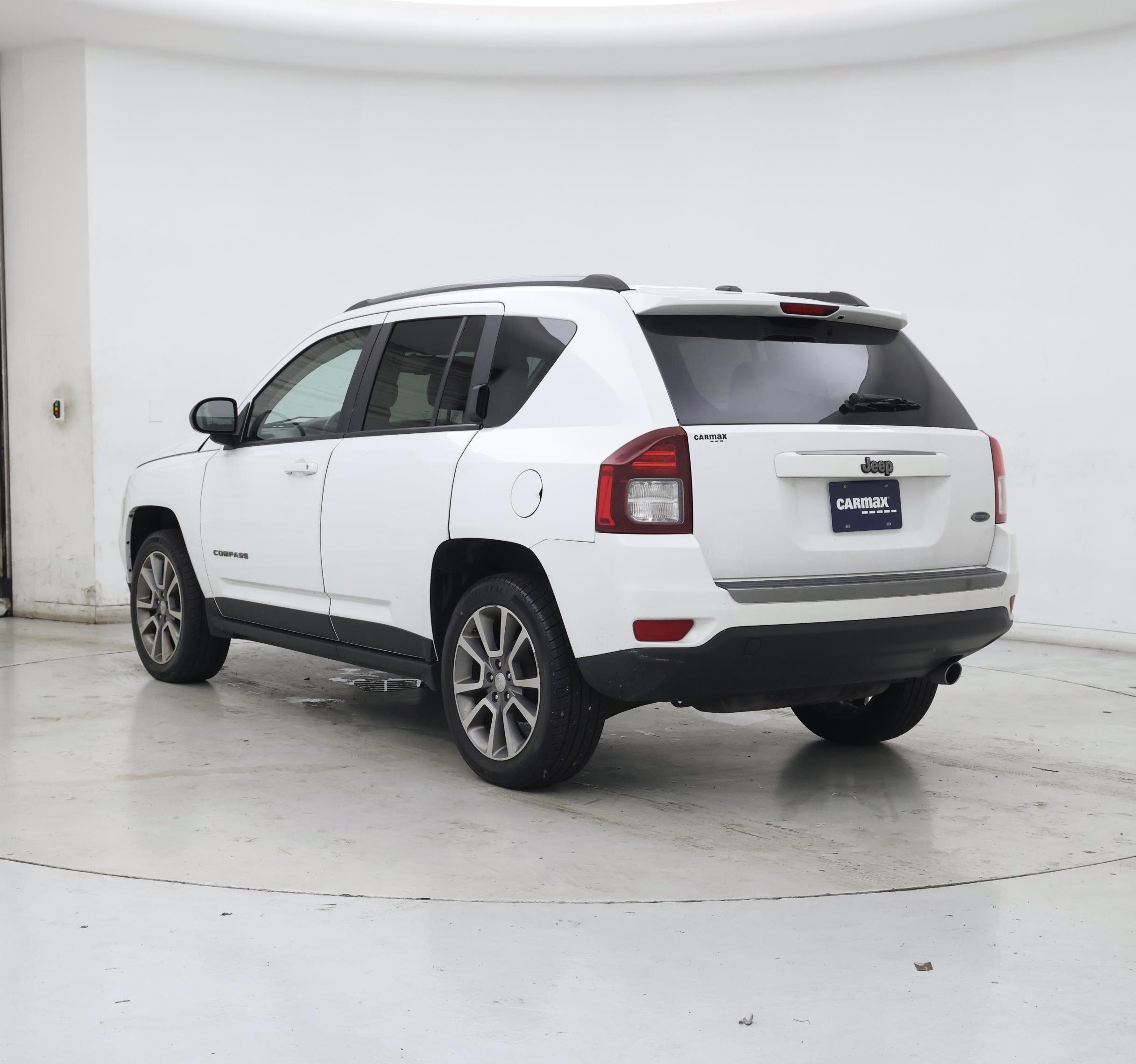 Thumbnail: 2017 Jeep Compass - 2