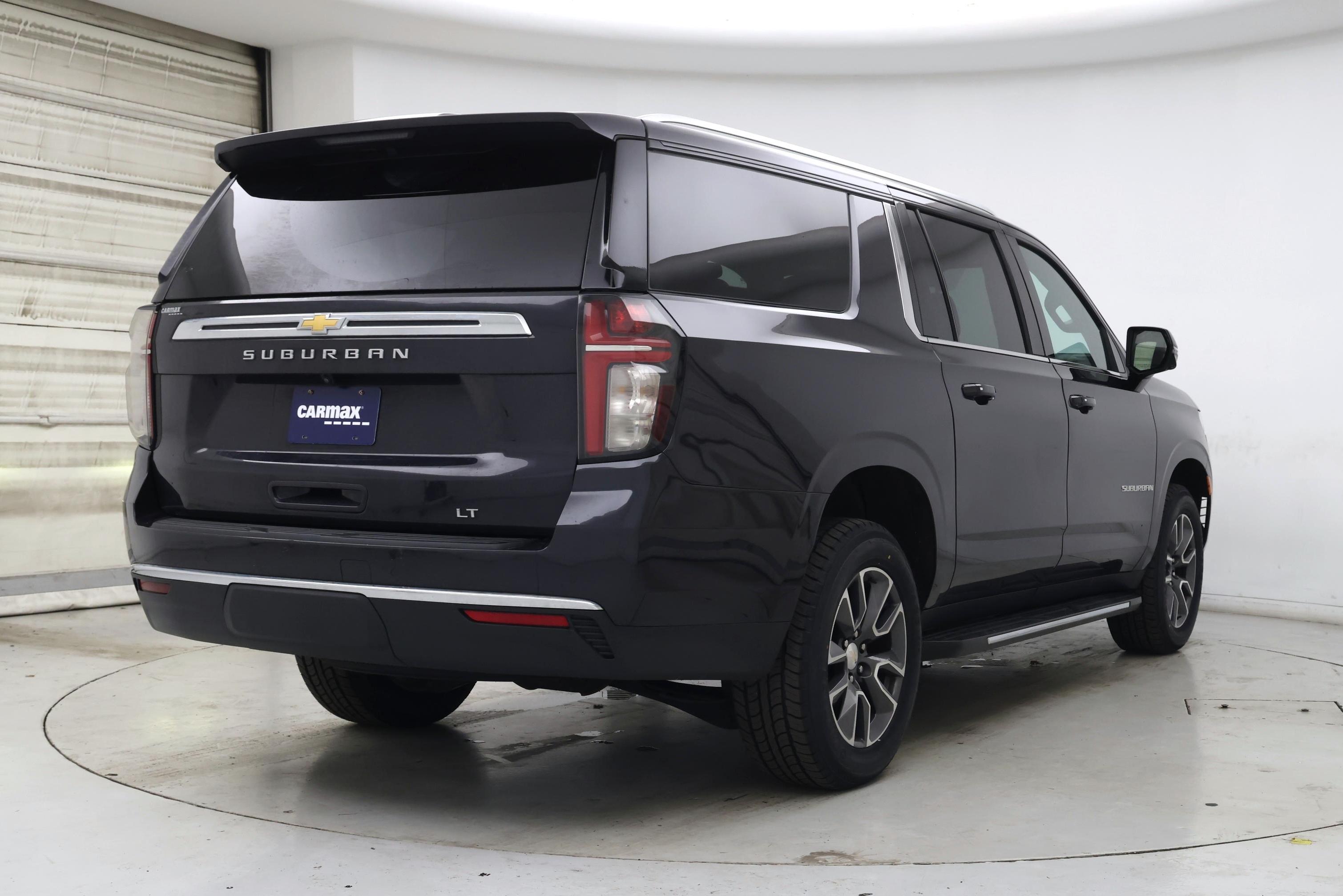 Thumbnail: 2022 Chevrolet Suburban - 8