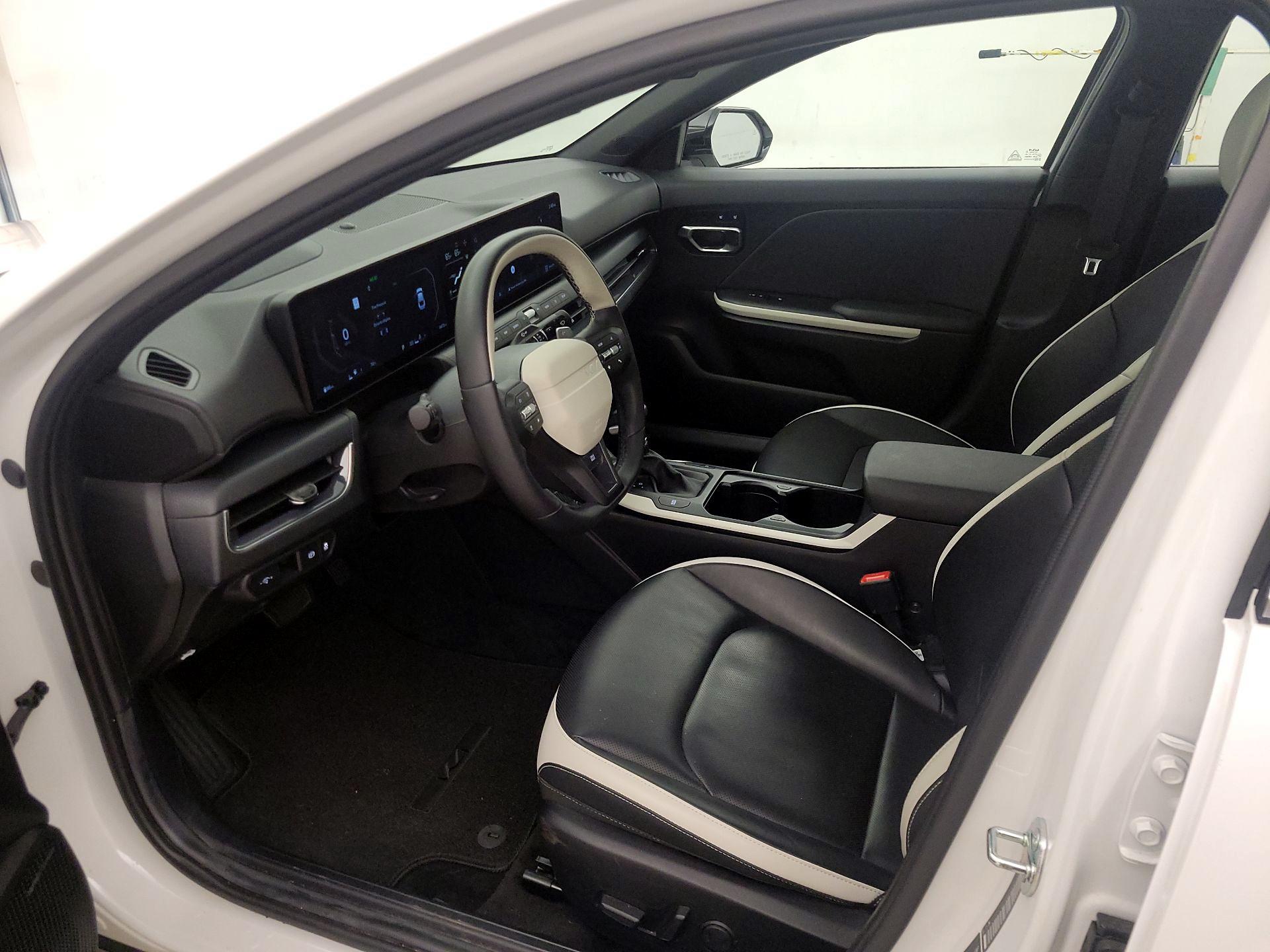 Thumbnail: 2025 Kia K4 - 11