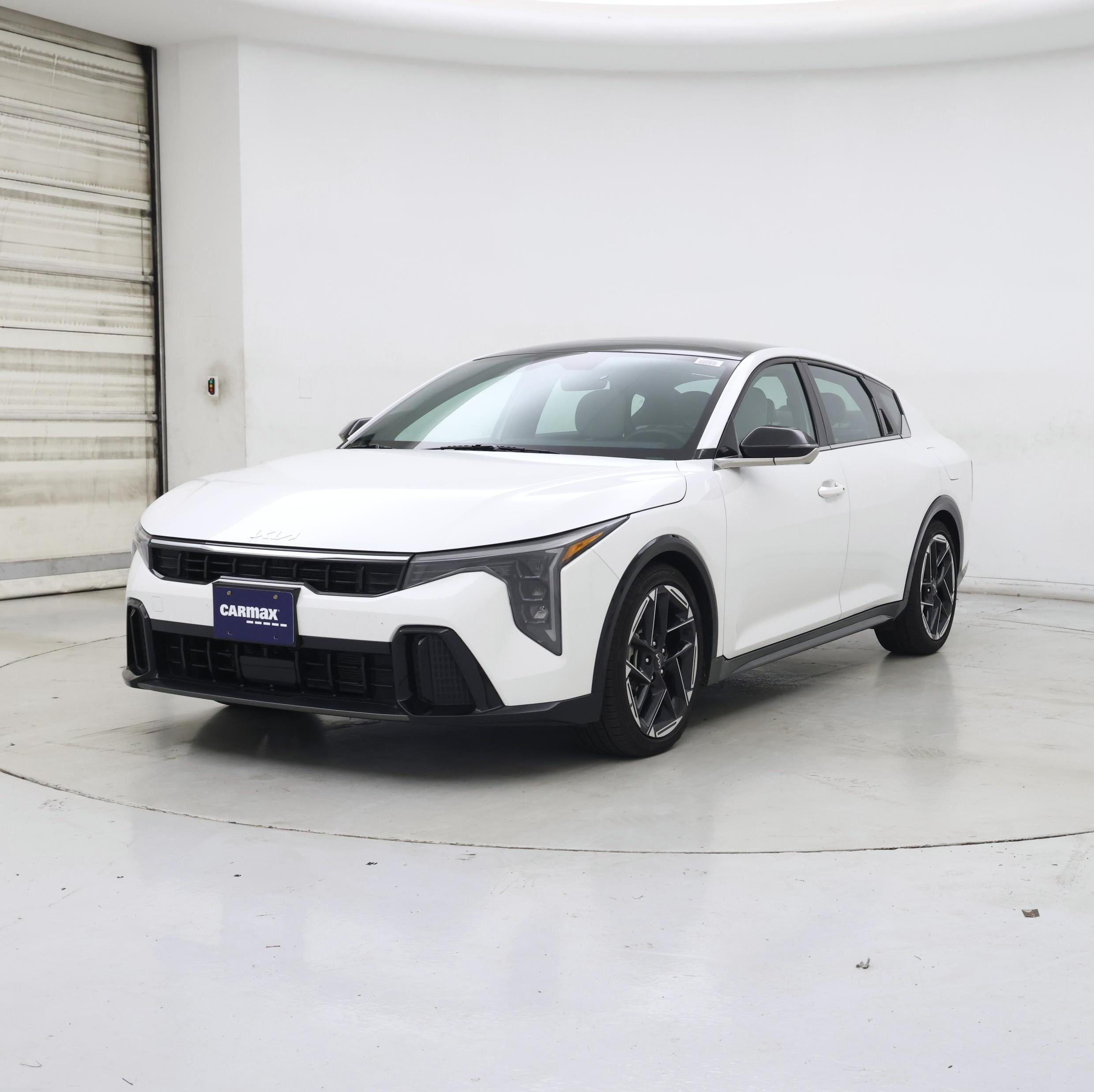 Thumbnail: 2025 Kia K4 - 4