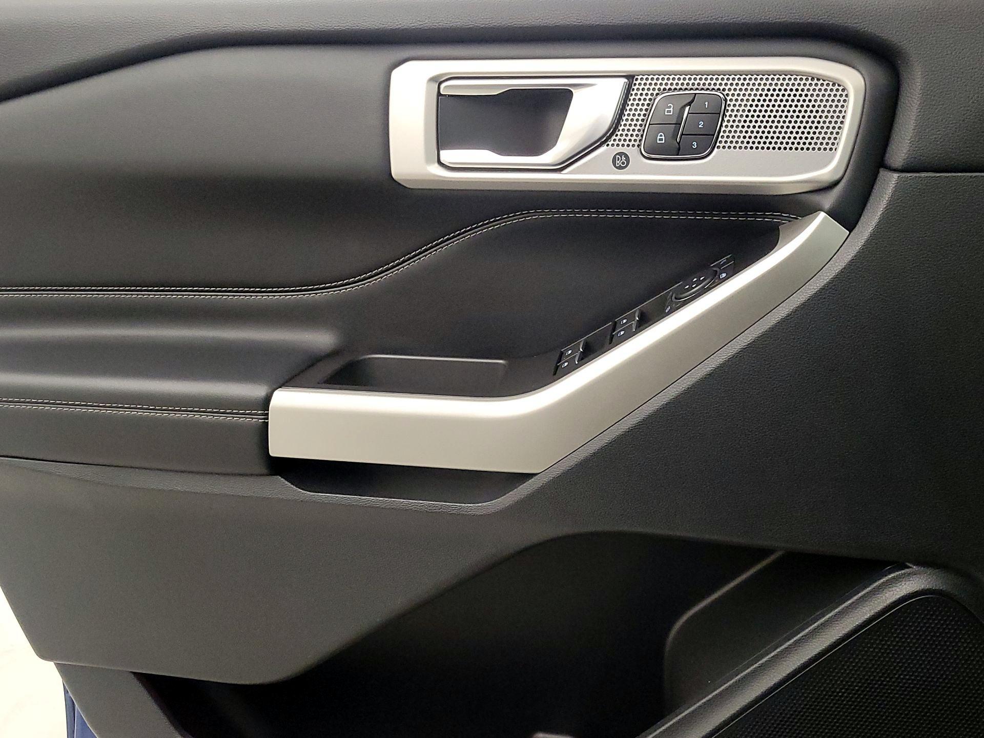 Thumbnail: 2021 Ford Explorer - 12