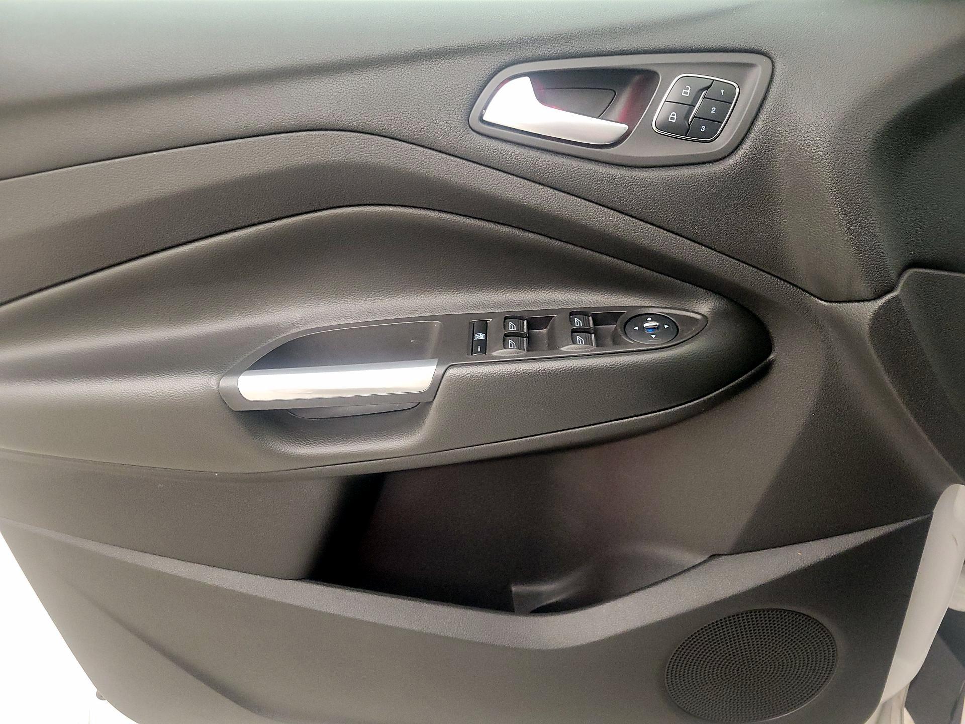 Thumbnail: 2014 Ford Escape - 12