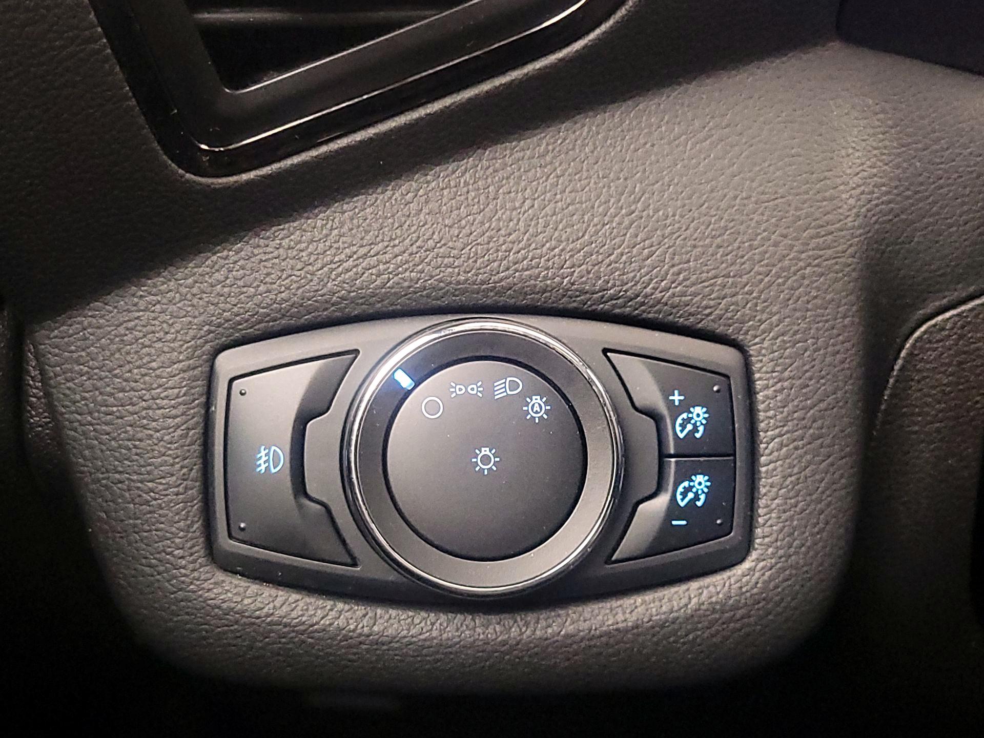 Thumbnail: 2014 Ford Escape - 13