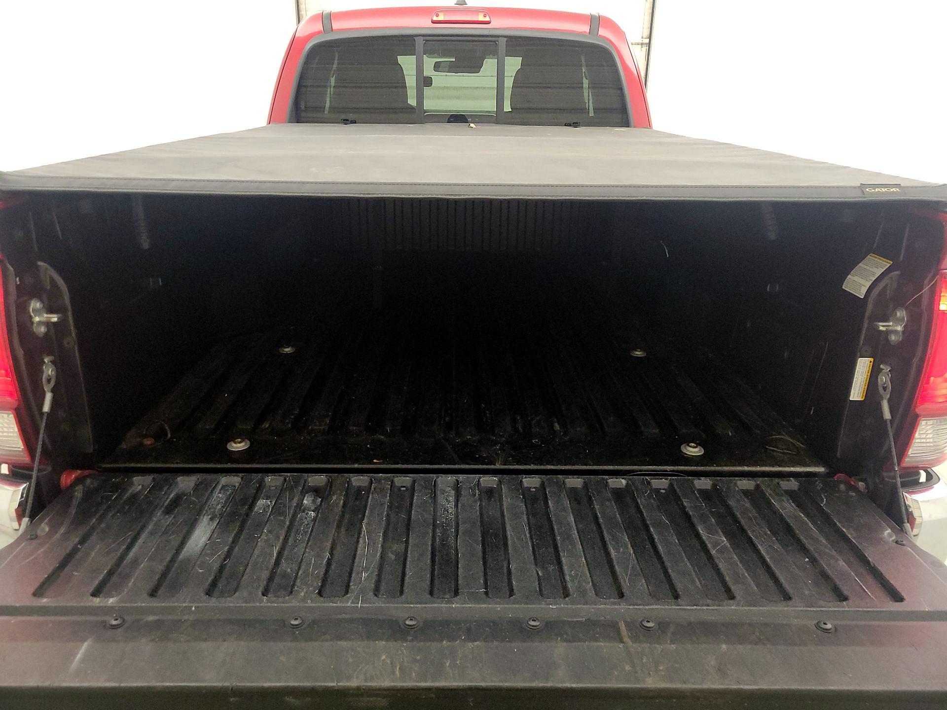 Thumbnail: 2022 Toyota Tacoma - 20