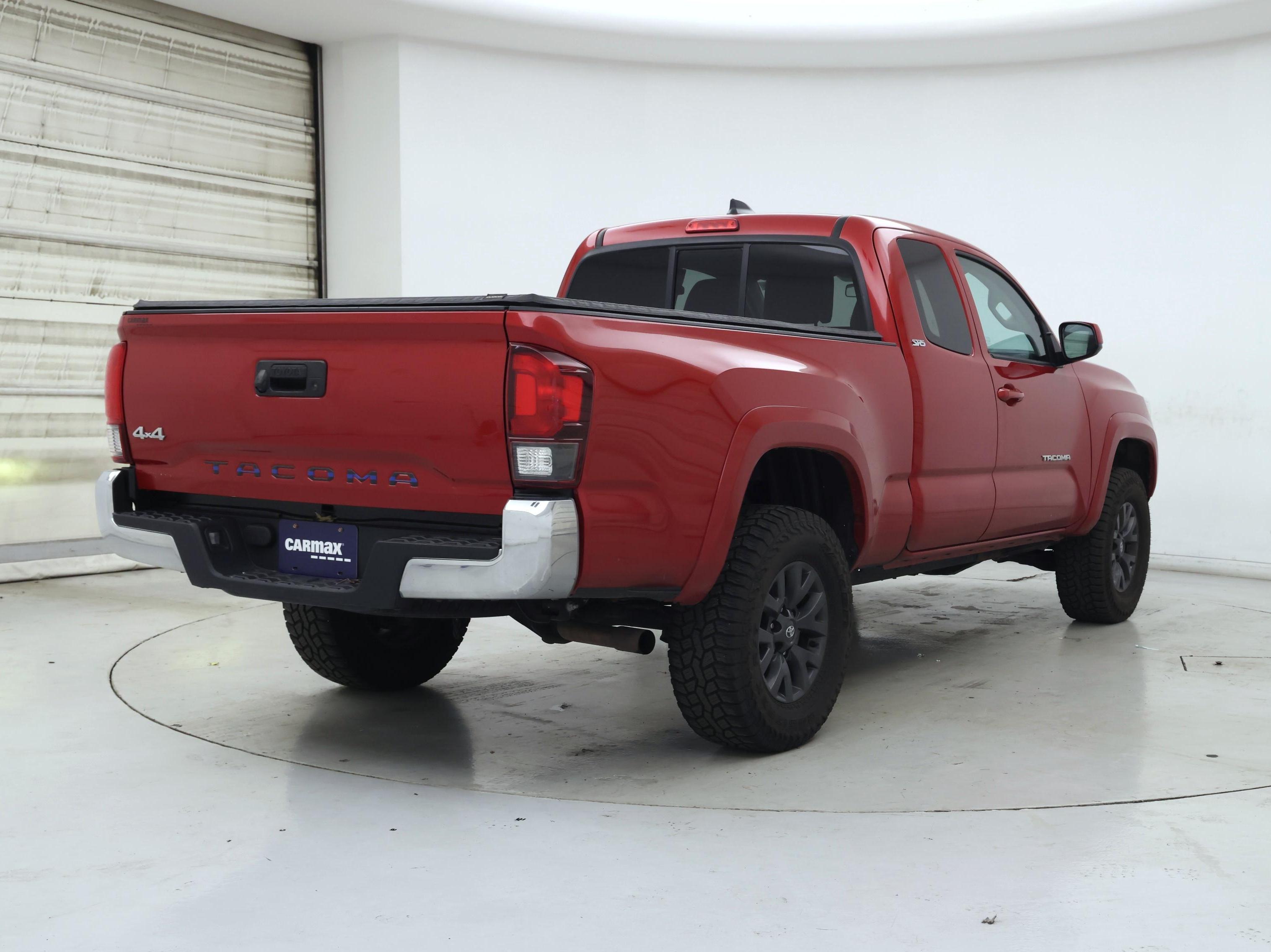 Thumbnail: 2022 Toyota Tacoma - 8