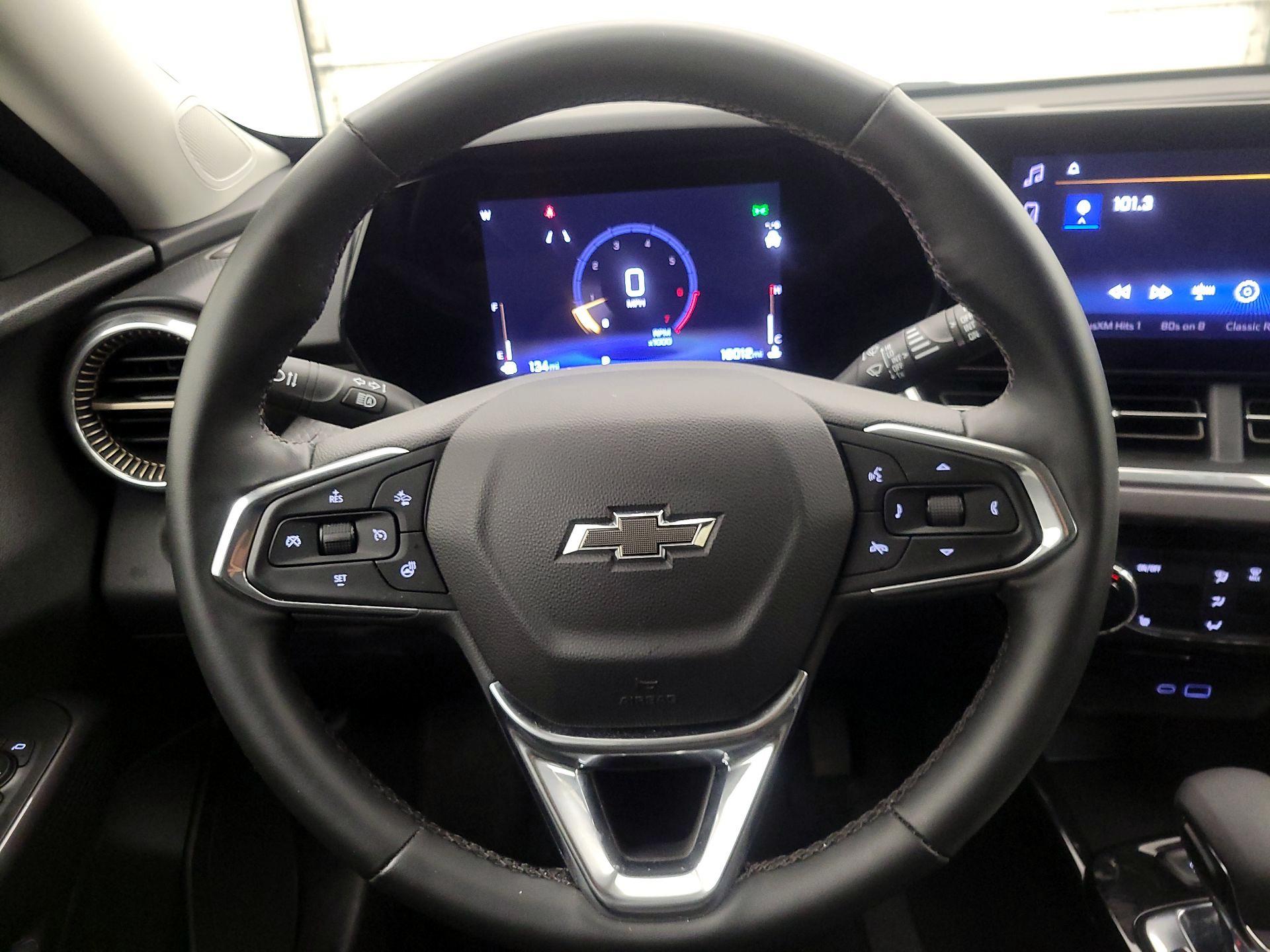 Thumbnail: 2024 Chevrolet Trax - 10