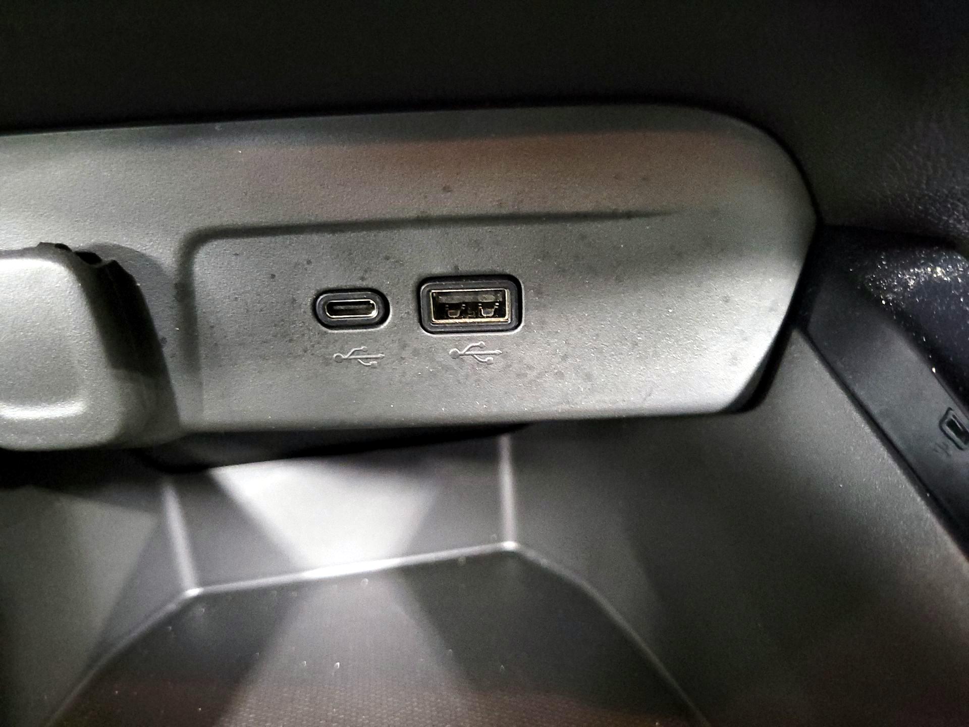 Thumbnail: 2024 Chevrolet Trax - 18