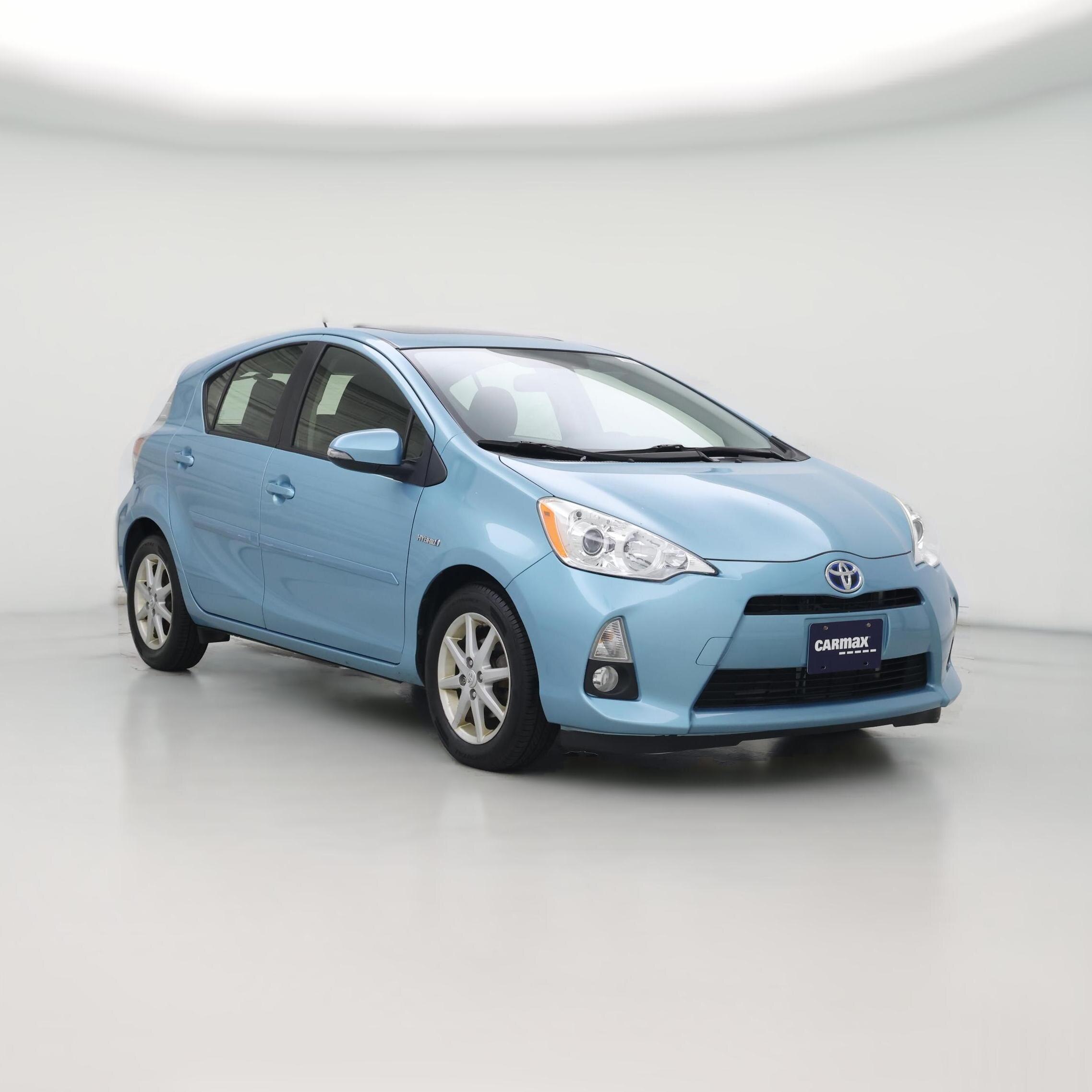 Thumbnail: 2014 Toyota Prius c - 1