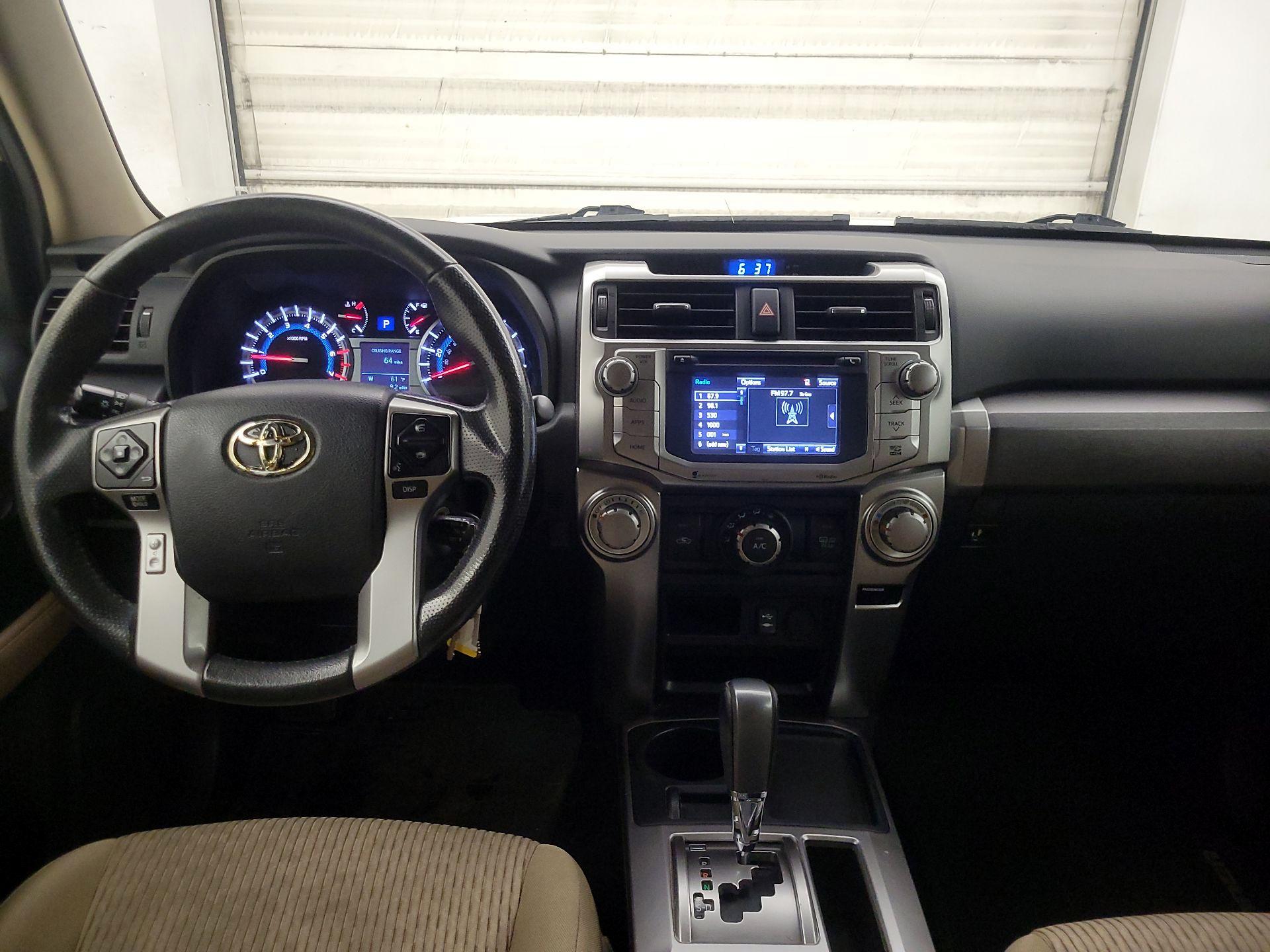 Thumbnail: 2014 Toyota 4Runner - 9