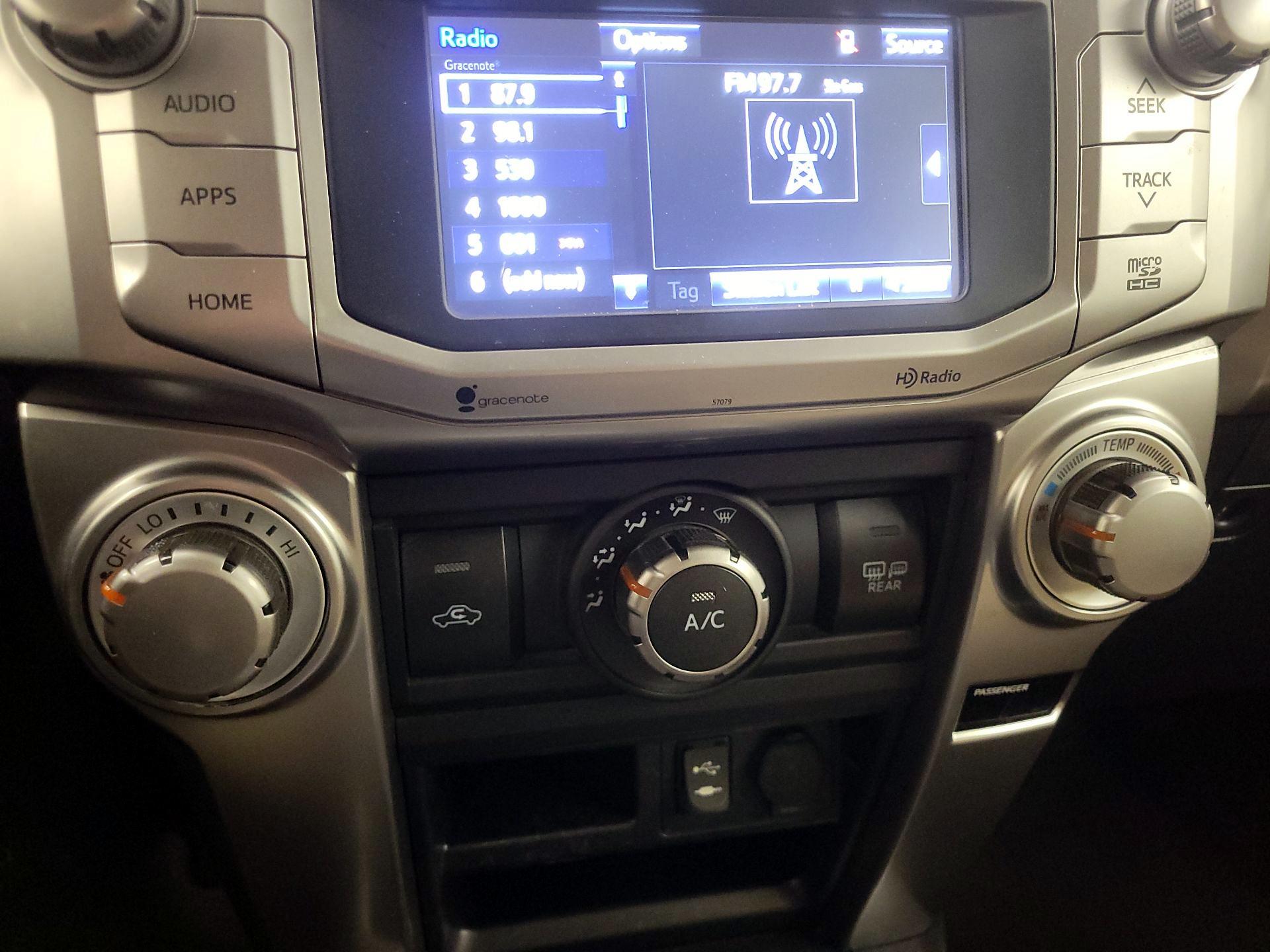 Thumbnail: 2014 Toyota 4Runner - 16