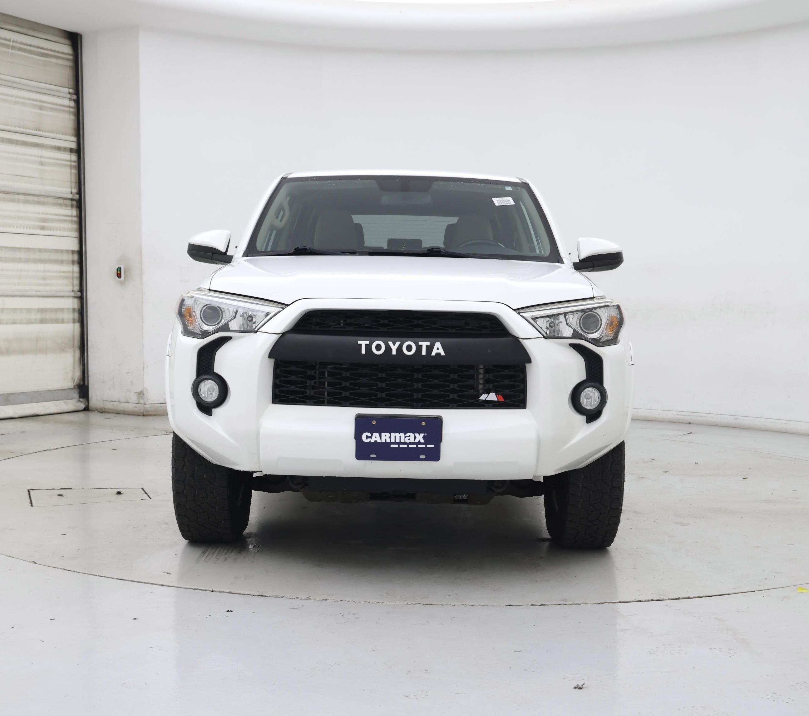 Thumbnail: 2014 Toyota 4Runner - 5