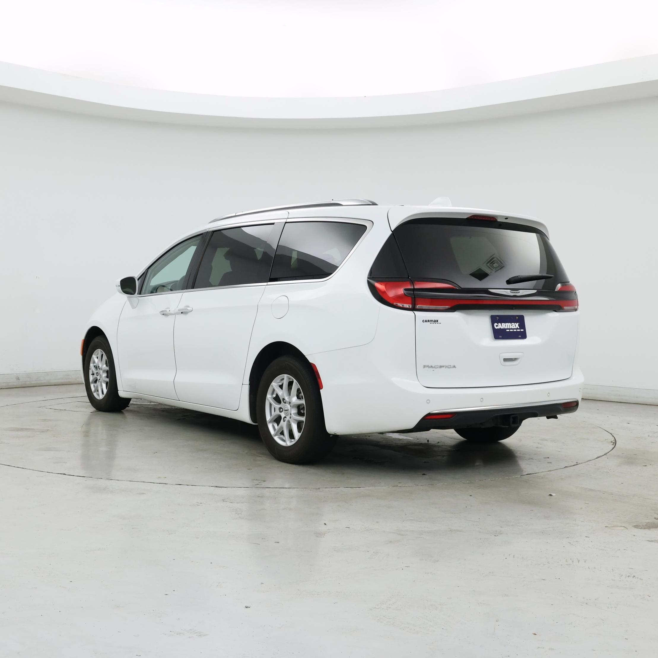 Thumbnail: 2021 Chrysler Pacifica - 2