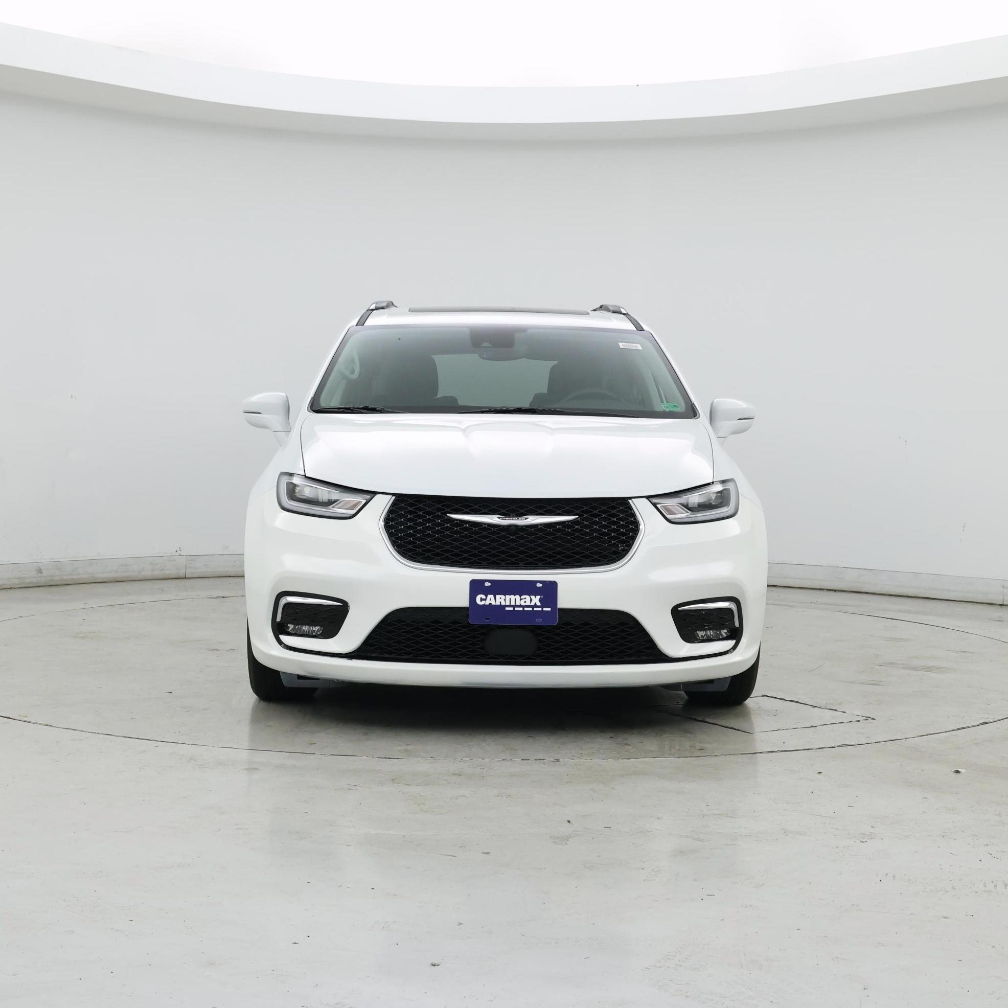 Thumbnail: 2021 Chrysler Pacifica - 5