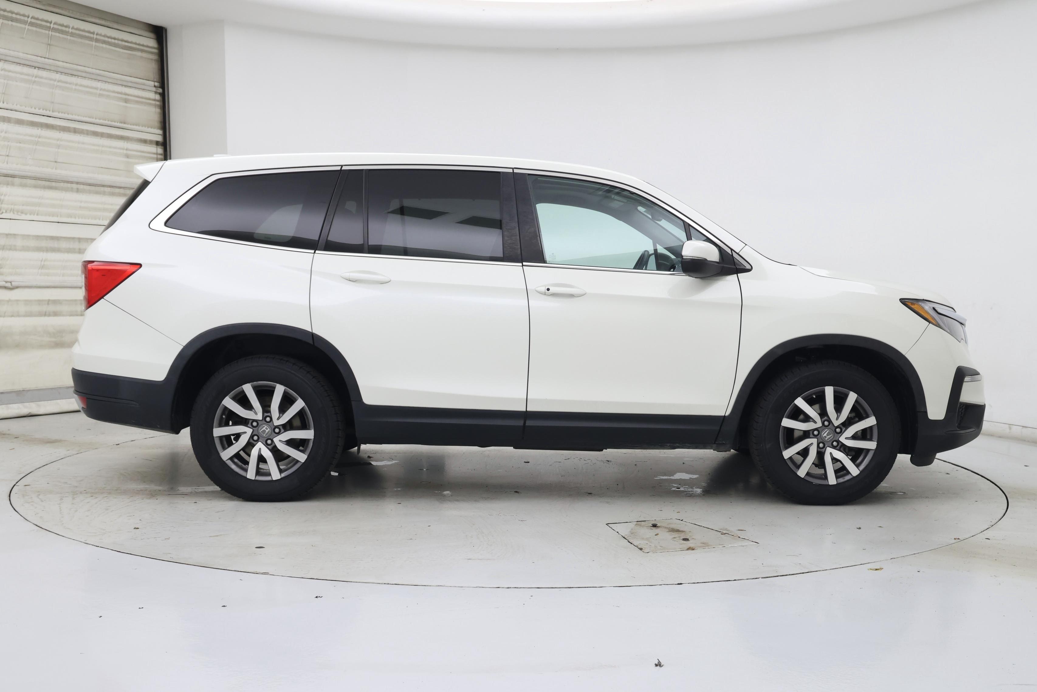 Thumbnail: 2019 Honda Pilot - 7
