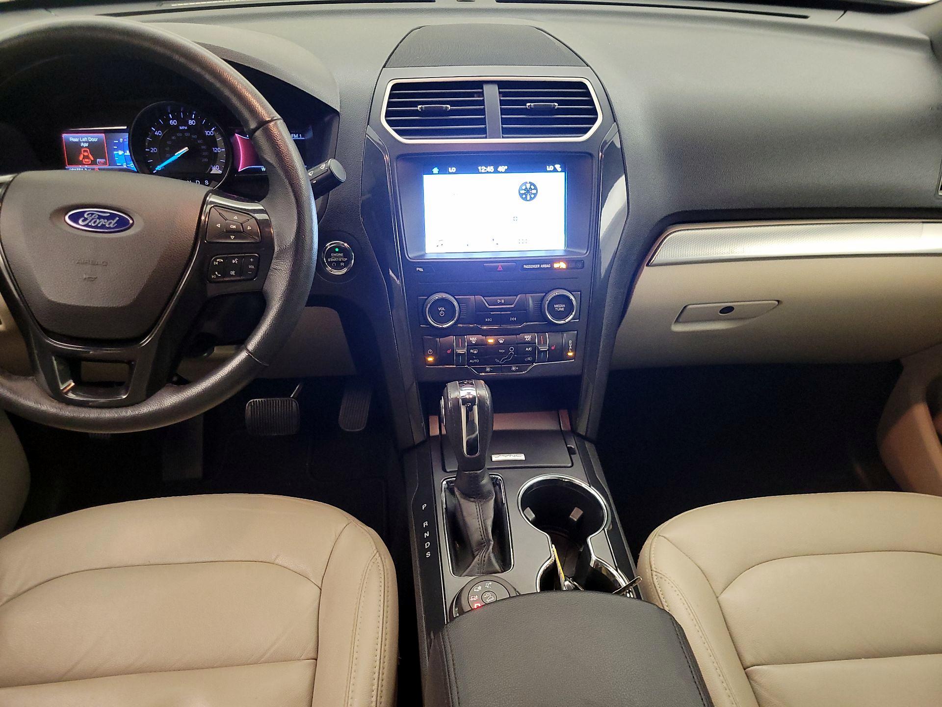 Thumbnail: 2018 Ford Explorer - 9