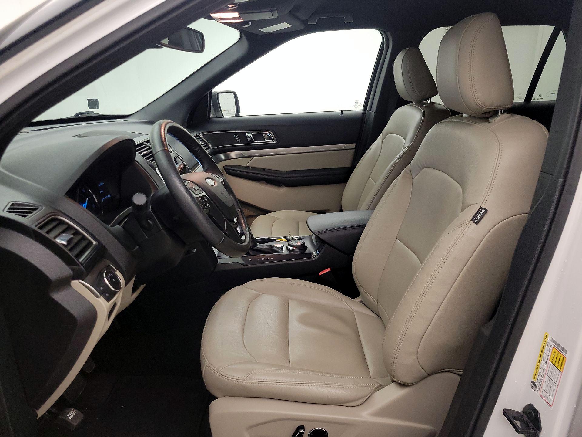 Thumbnail: 2018 Ford Explorer - 11