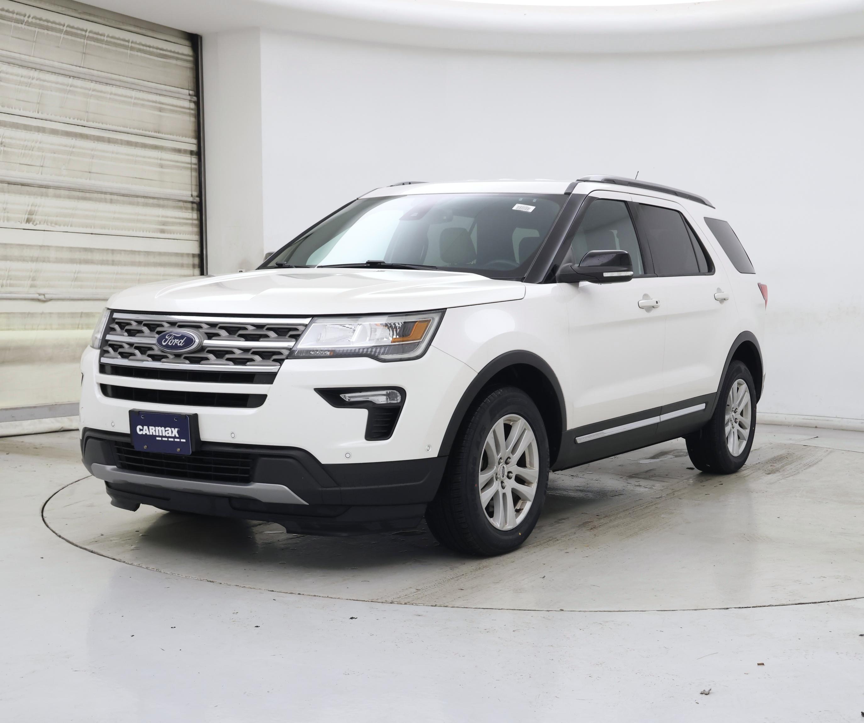 Thumbnail: 2018 Ford Explorer - 4