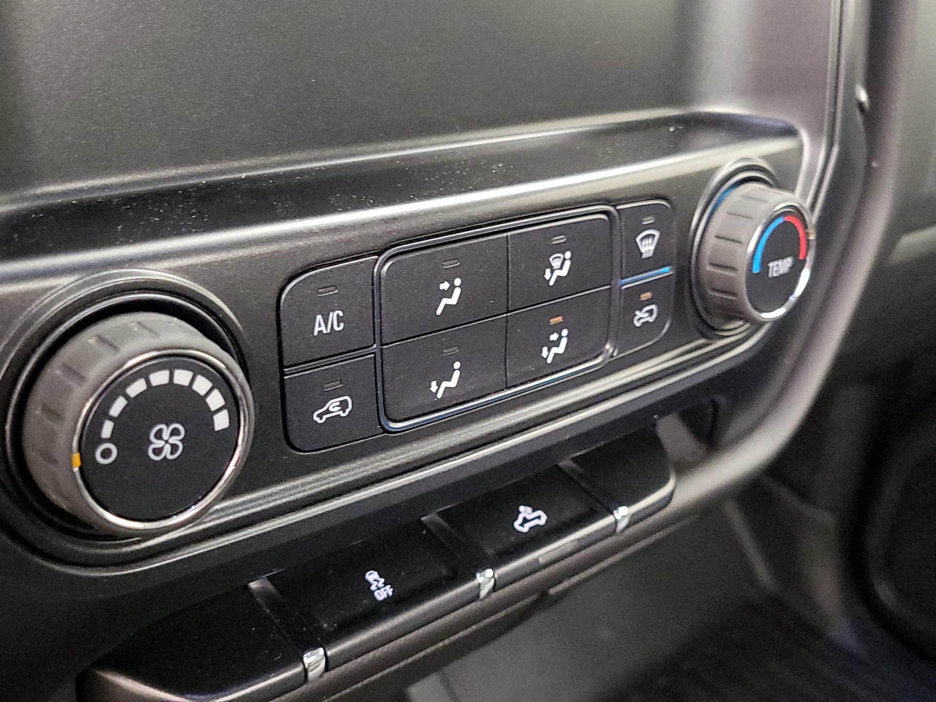 Thumbnail: 2014 Chevrolet Silverado 1500 - 15