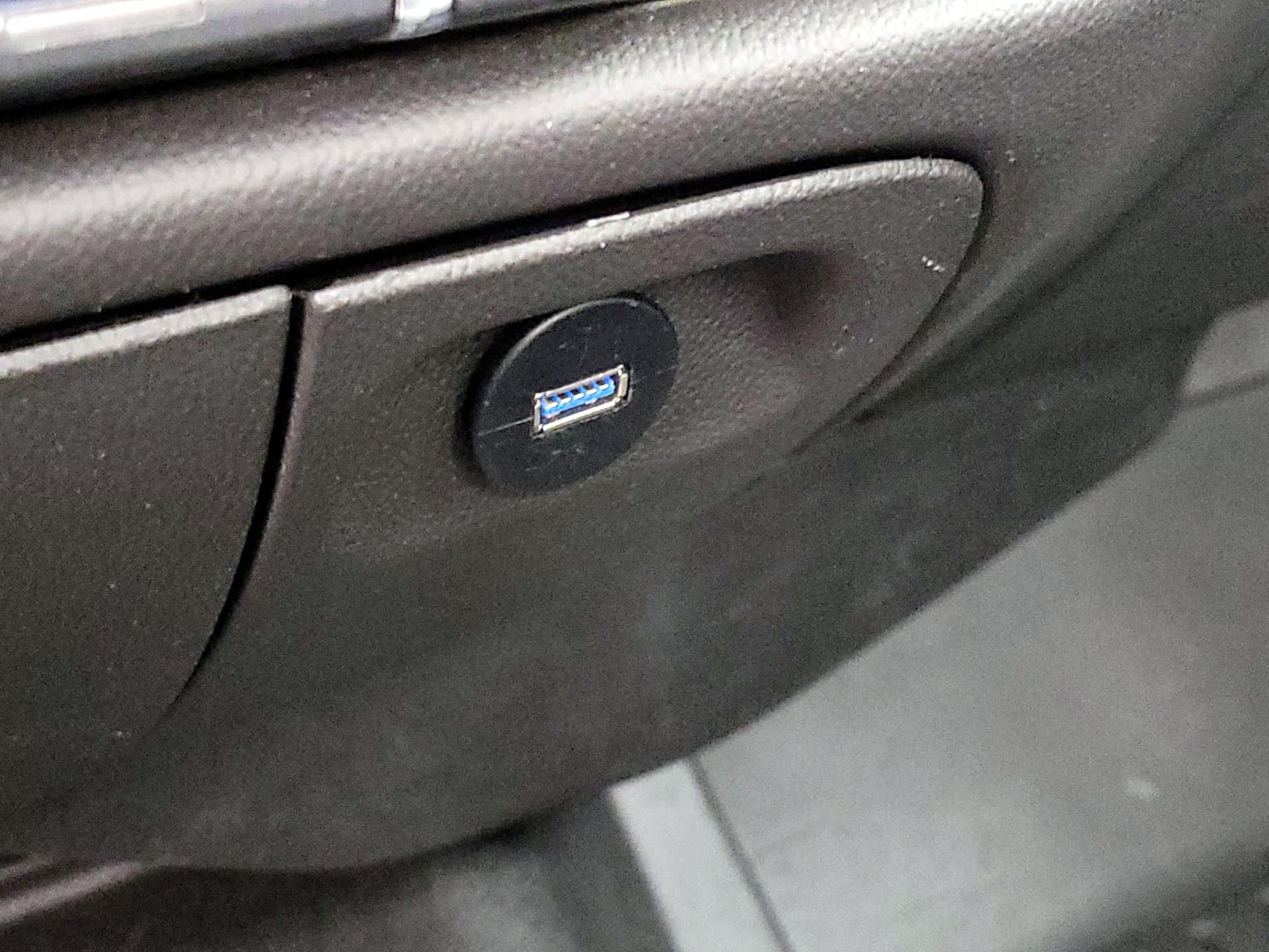 Thumbnail: 2014 Chevrolet Silverado 1500 - 17