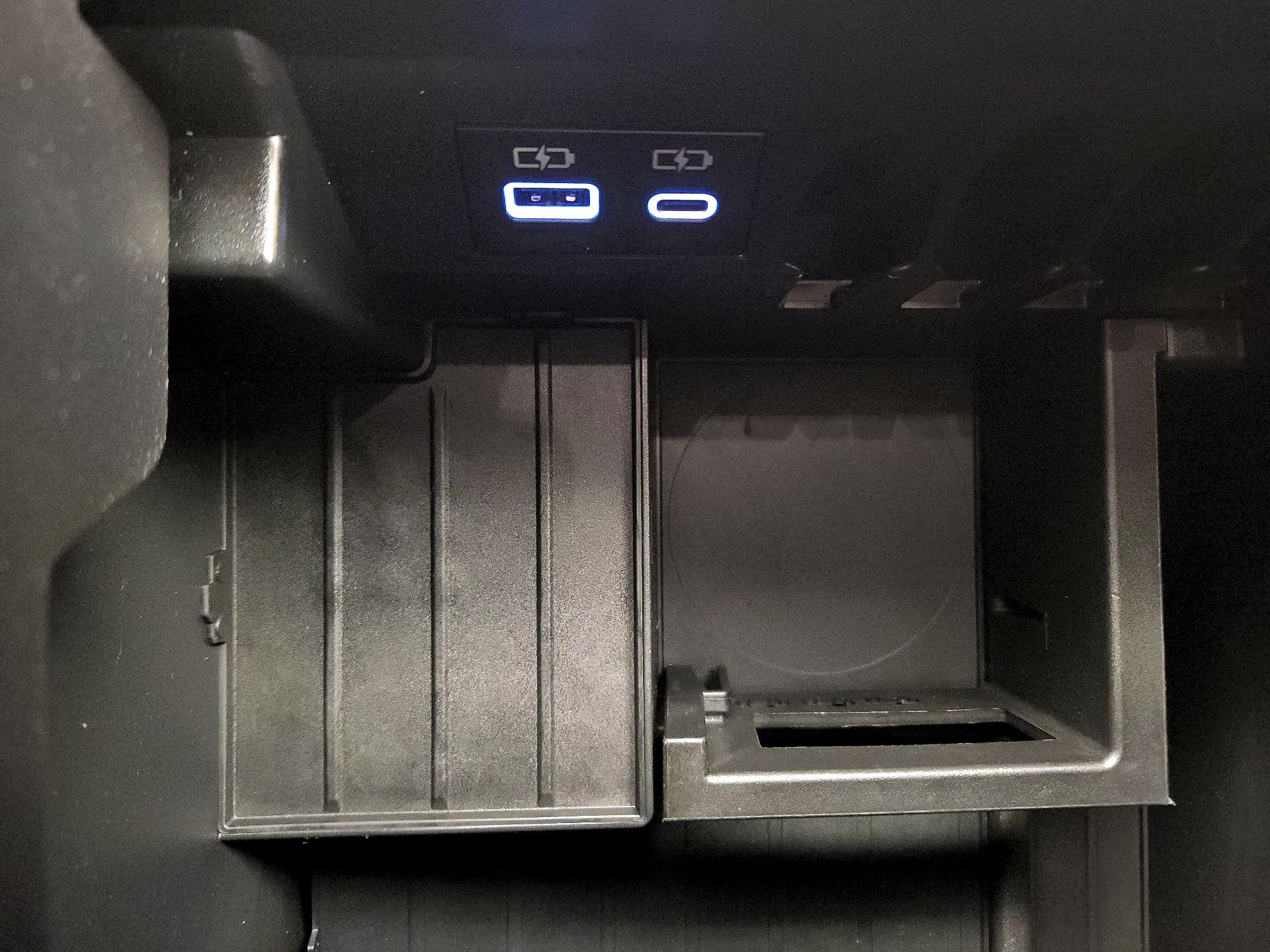 Thumbnail: 2023 Toyota Tundra - 18