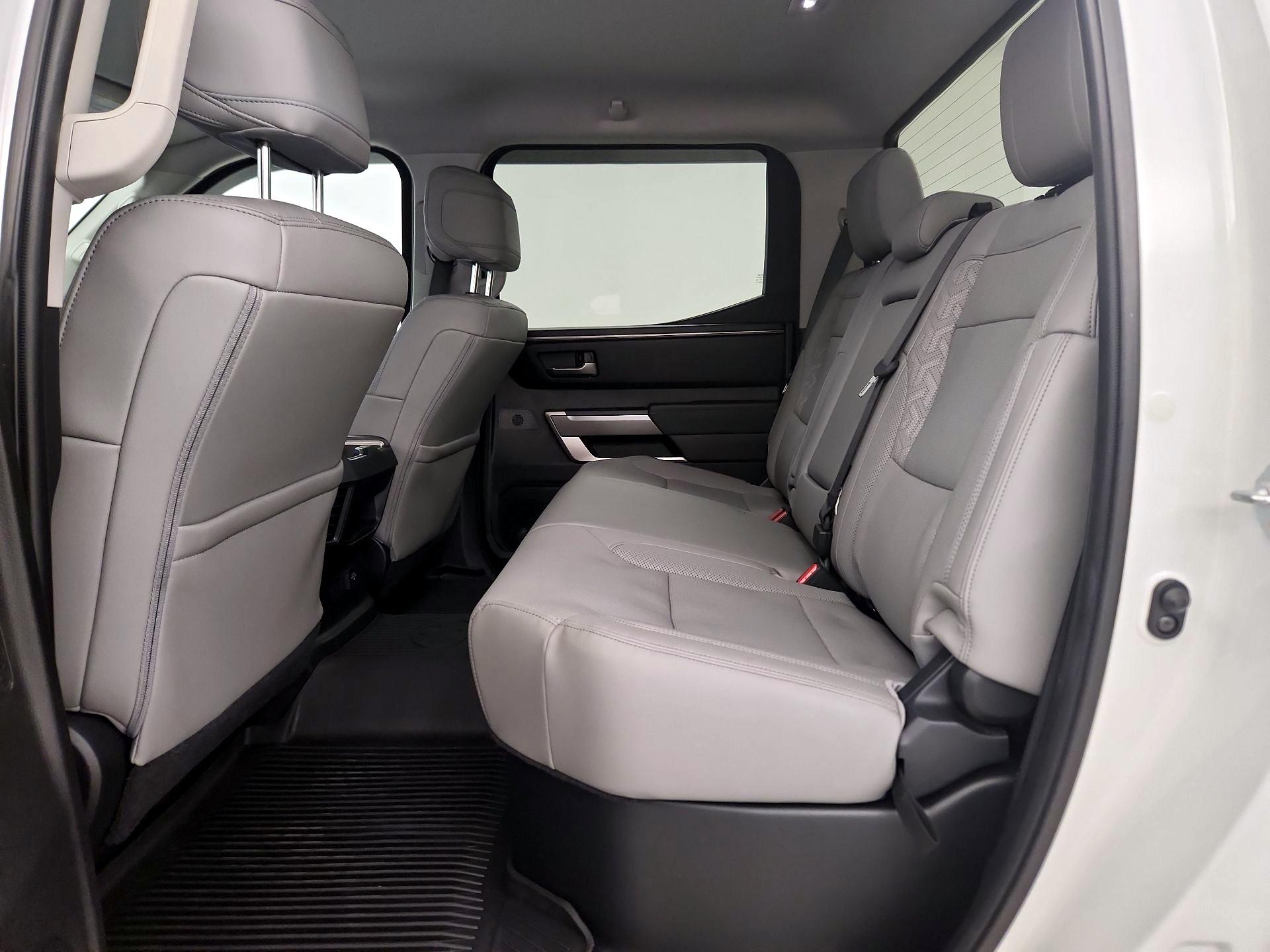 Thumbnail: 2023 Toyota Tundra - 19