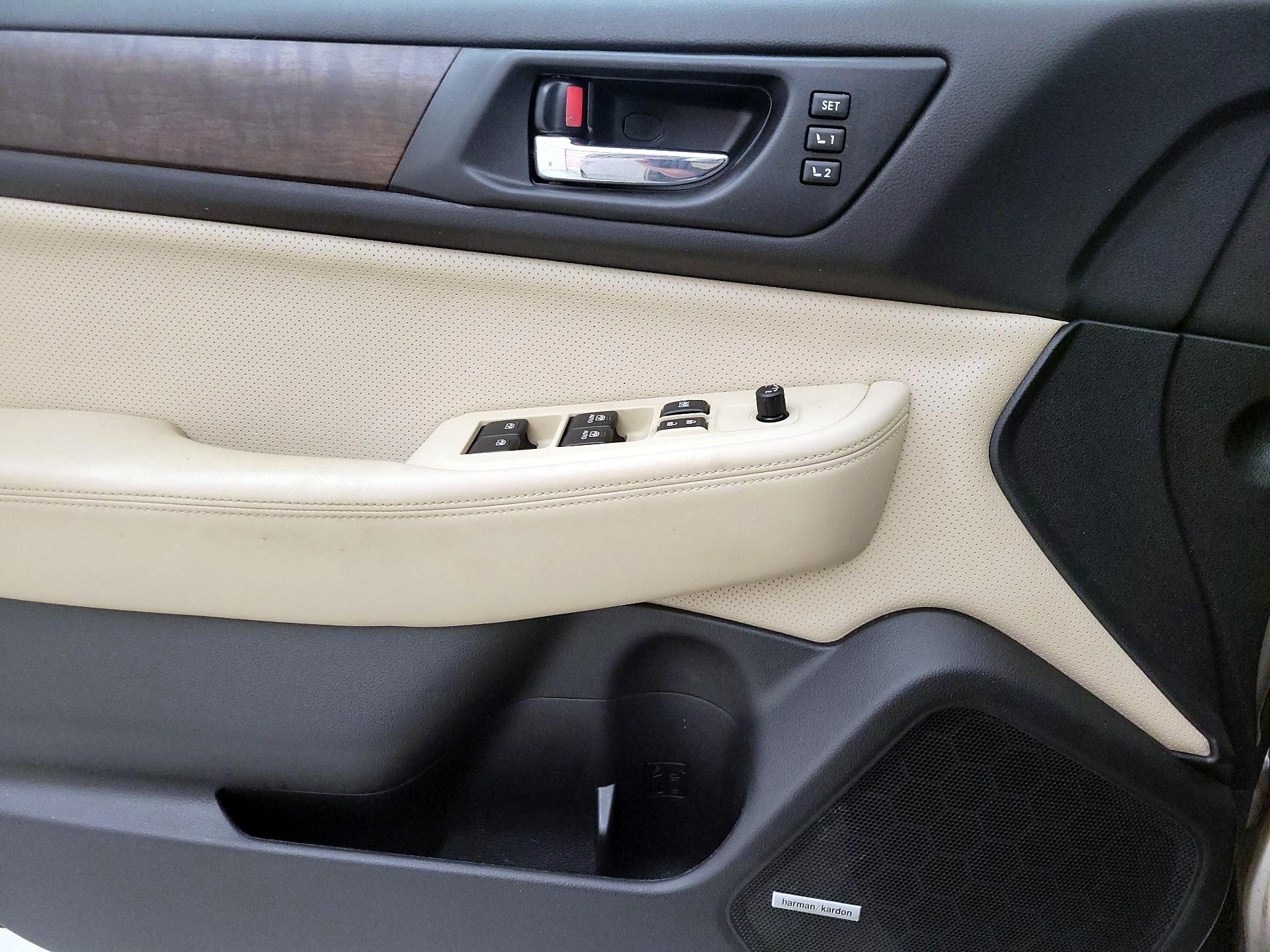 Thumbnail: 2015 Subaru Outback - 12