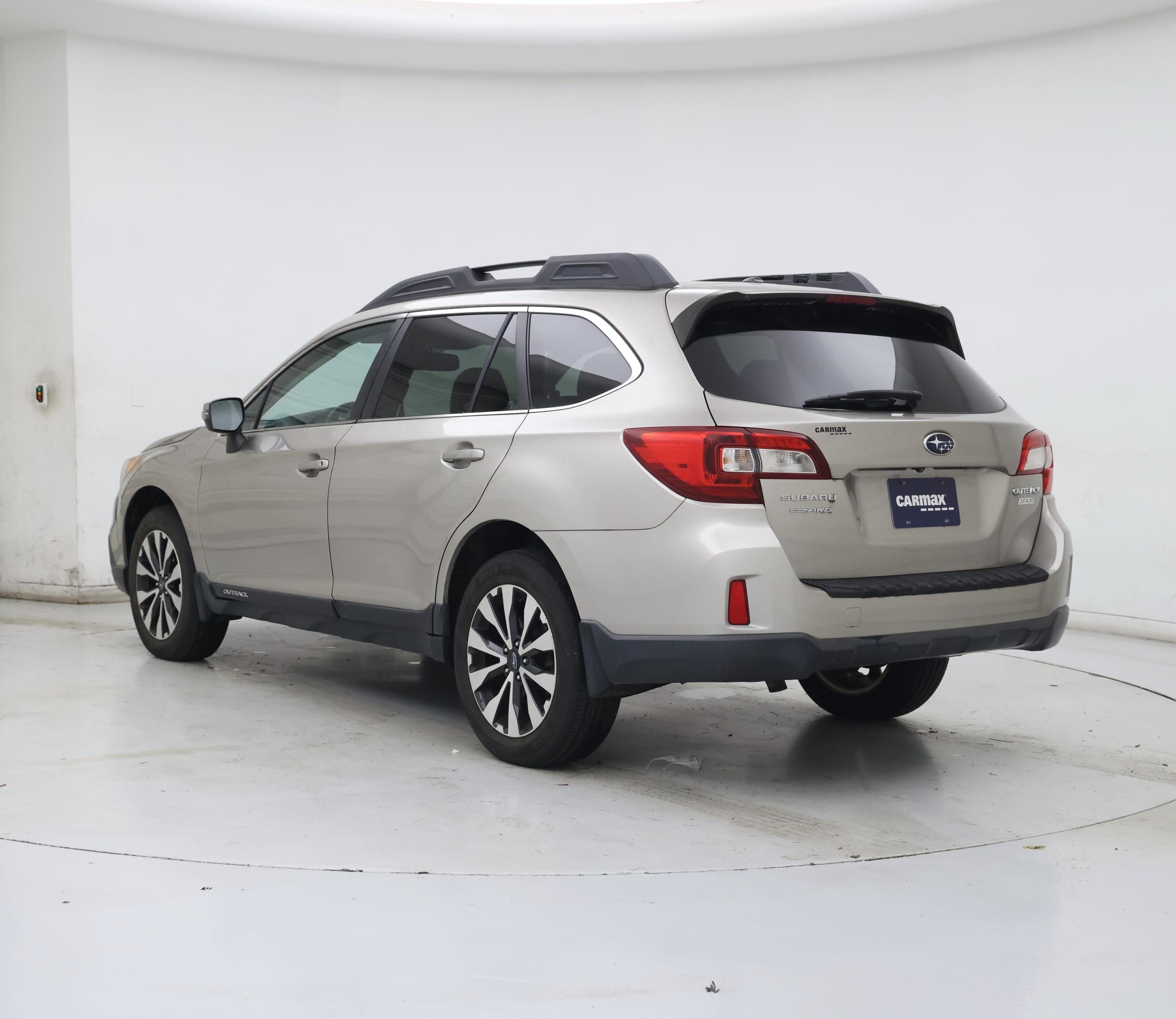 Thumbnail: 2015 Subaru Outback - 2