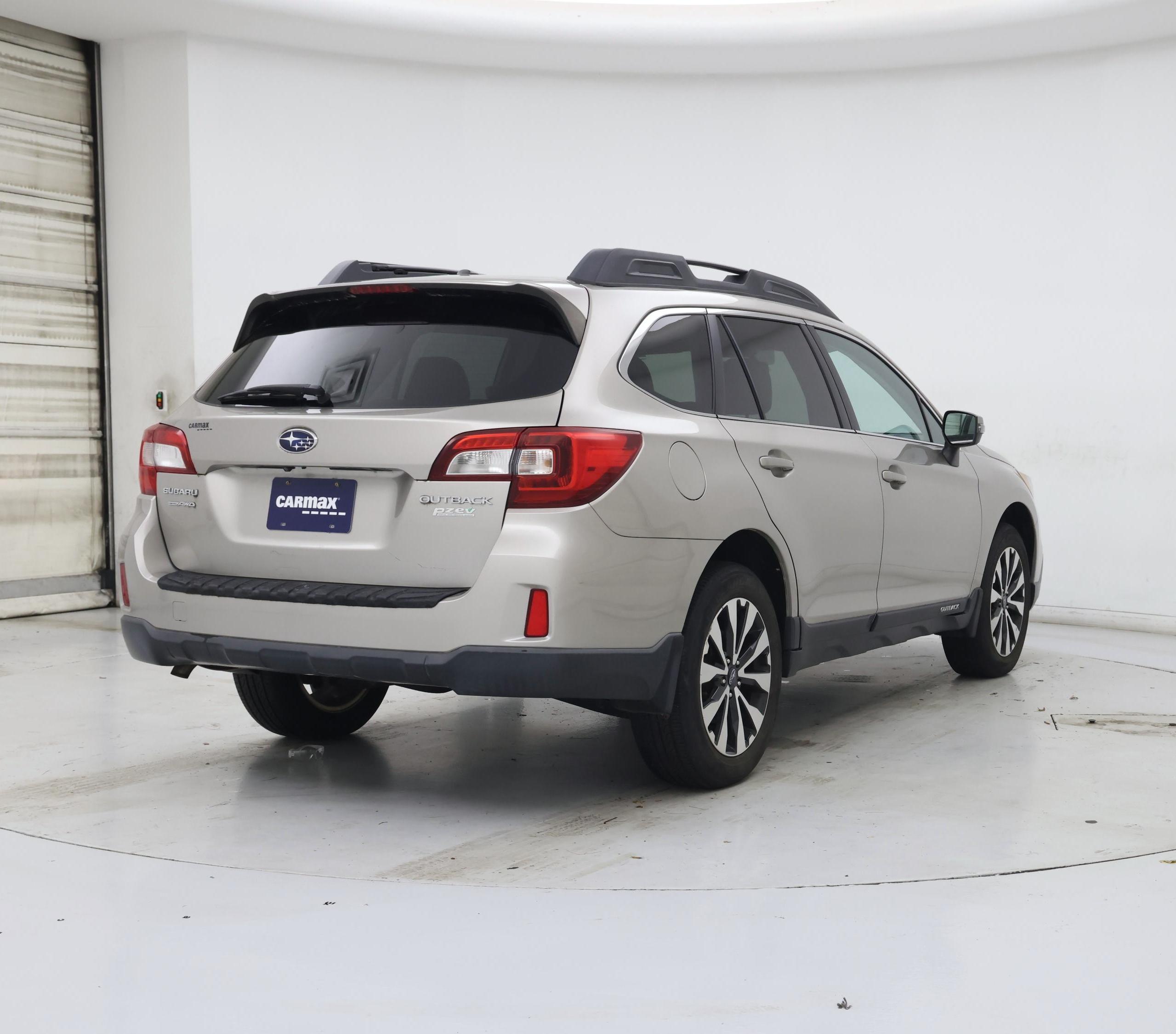 Thumbnail: 2015 Subaru Outback - 8