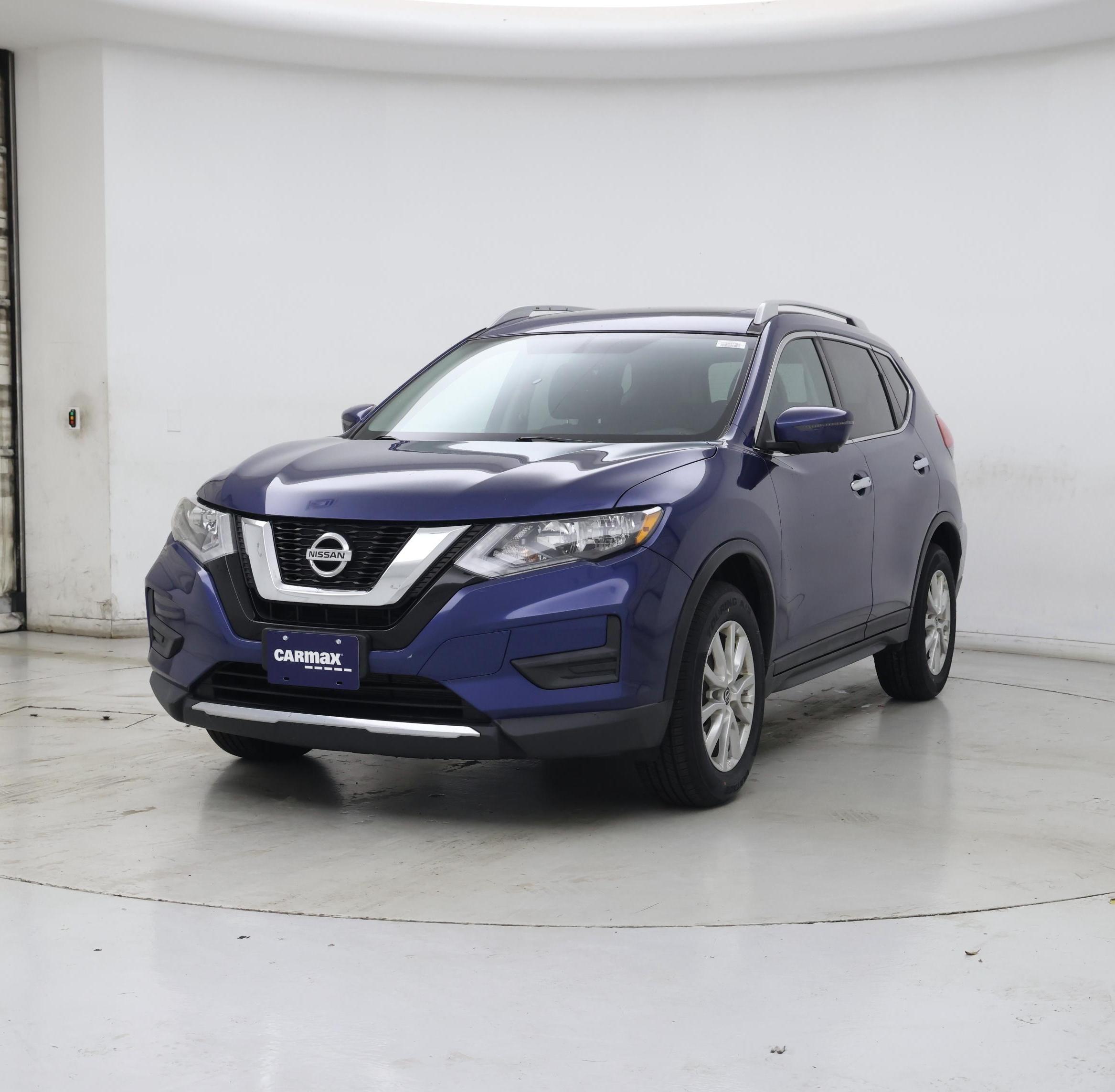 Thumbnail: 2017 Nissan Rogue - 4