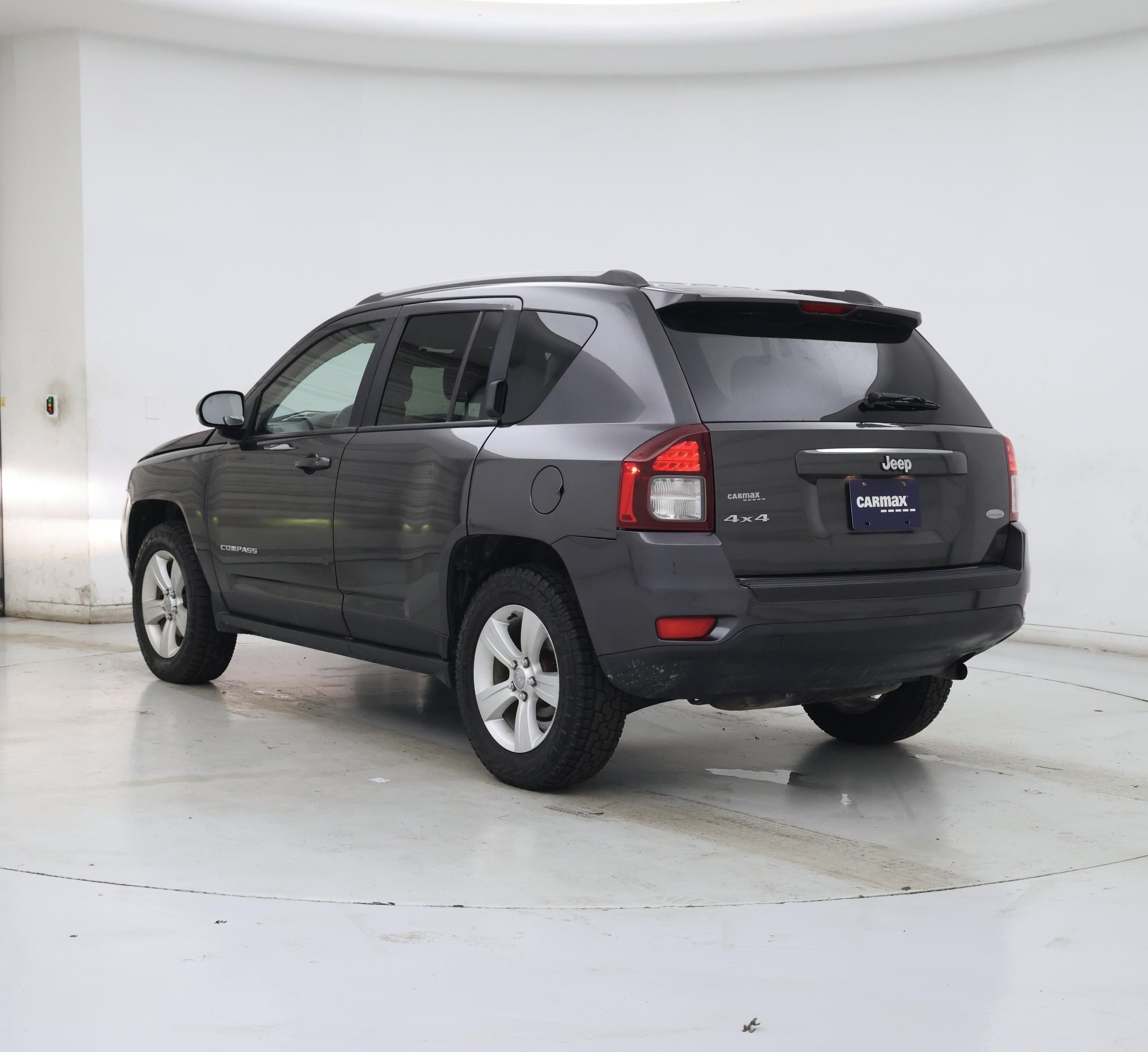 Thumbnail: 2015 Jeep Compass - 2