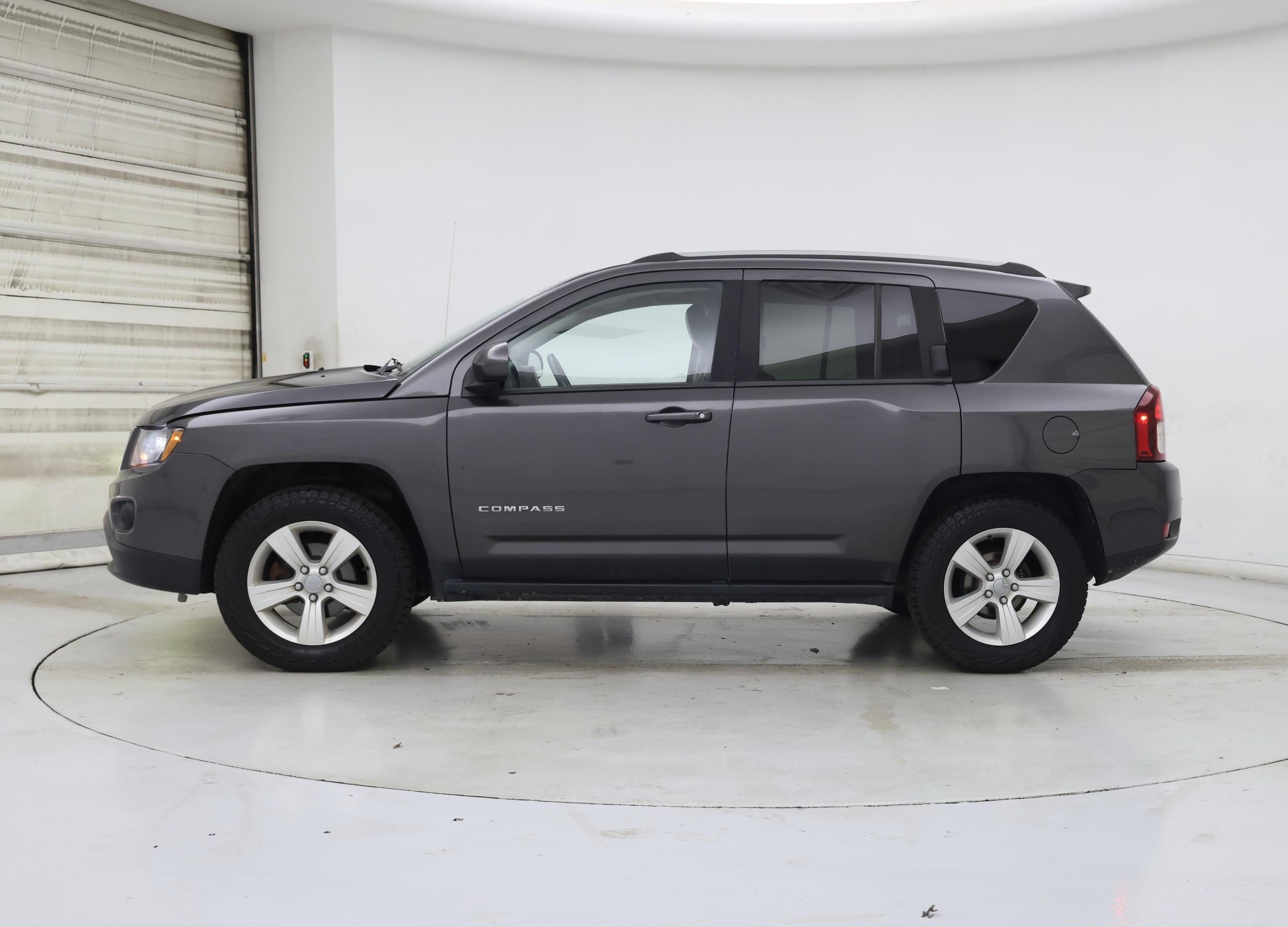 Thumbnail: 2015 Jeep Compass - 3