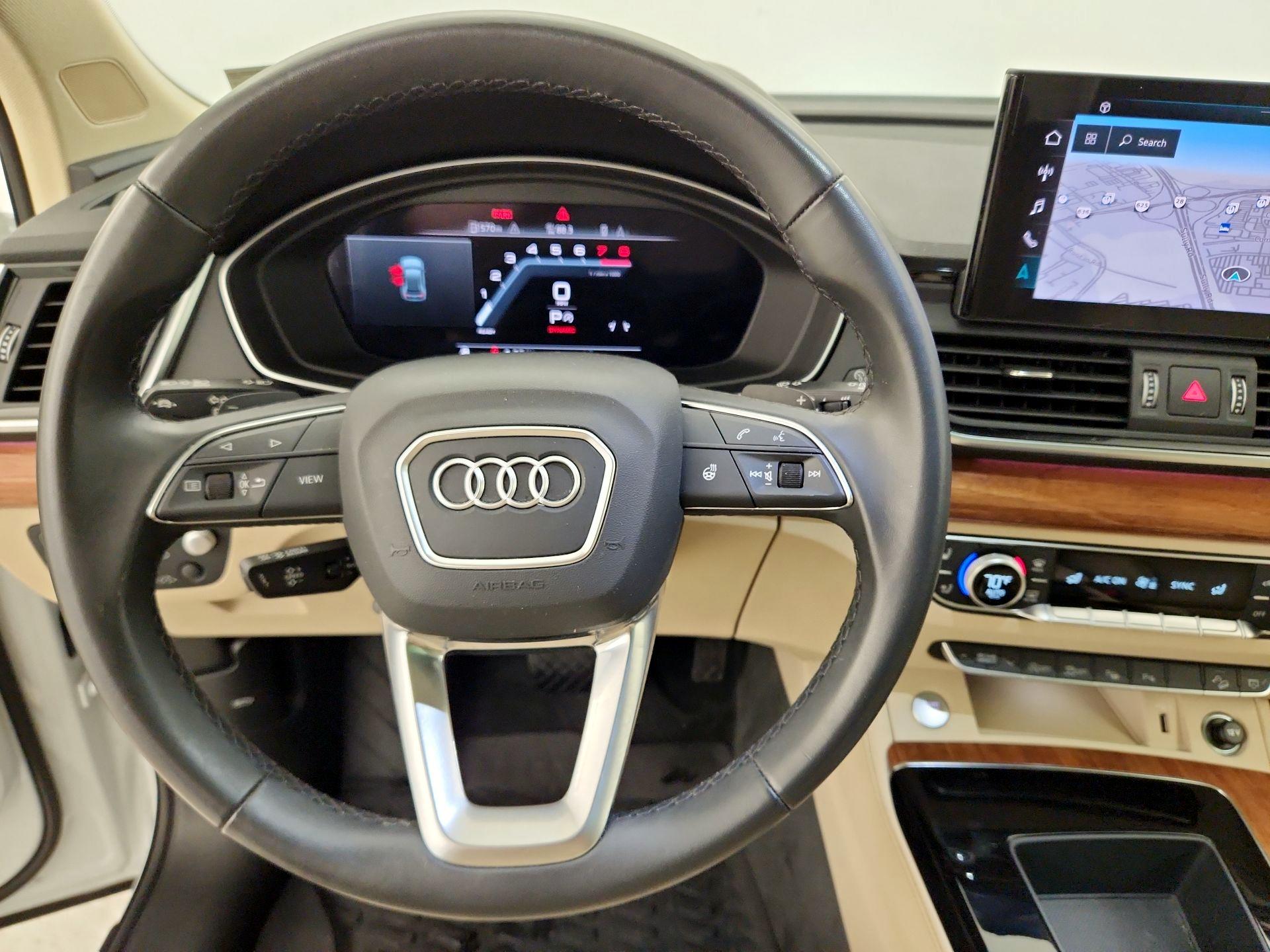 Thumbnail: 2023 Audi Q5 - 10