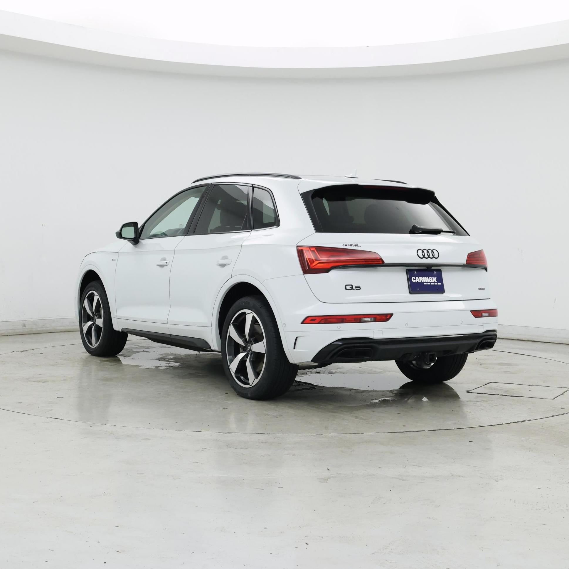 Thumbnail: 2023 Audi Q5 - 2