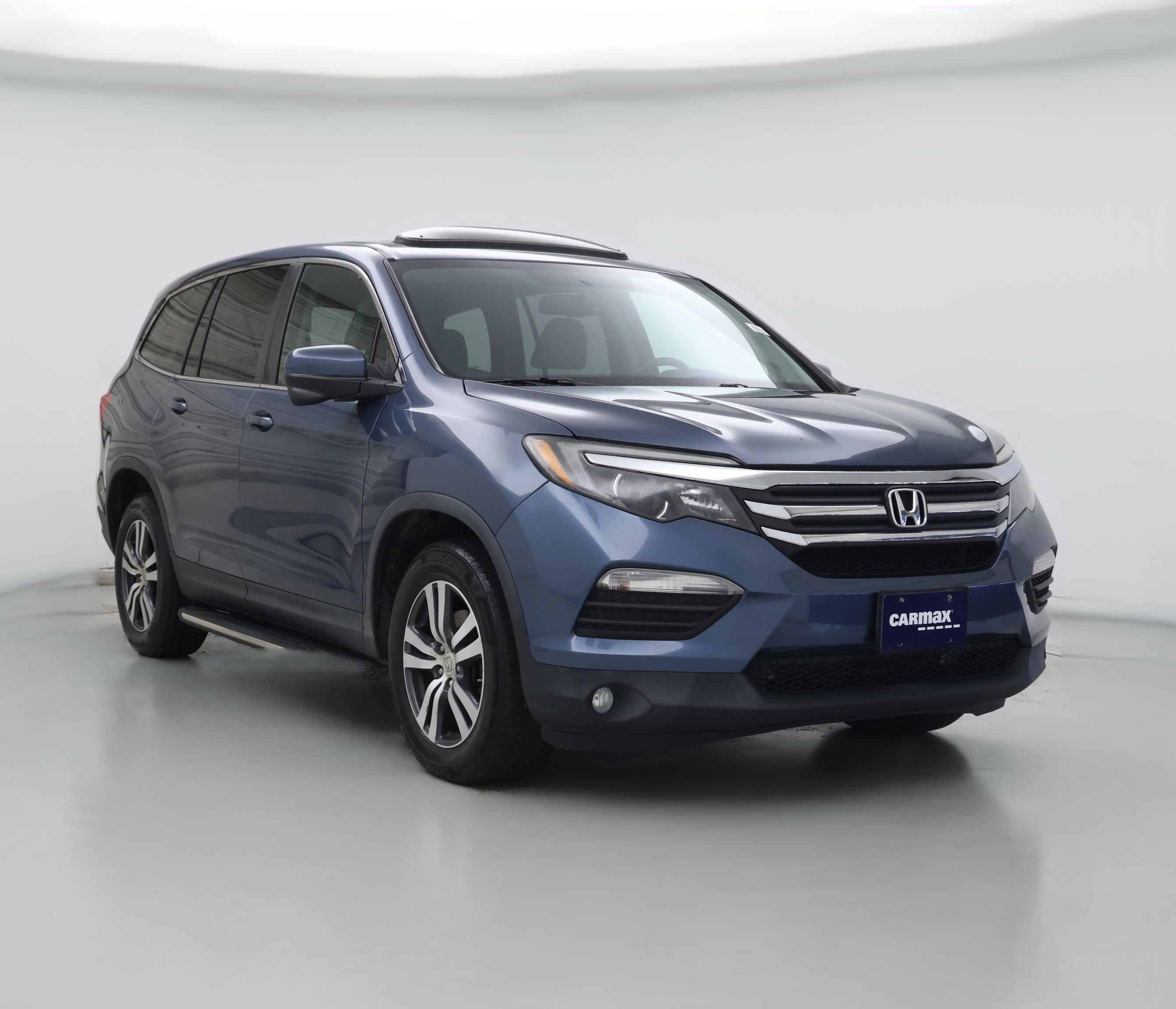 Thumbnail: 2017 Honda Pilot - 1