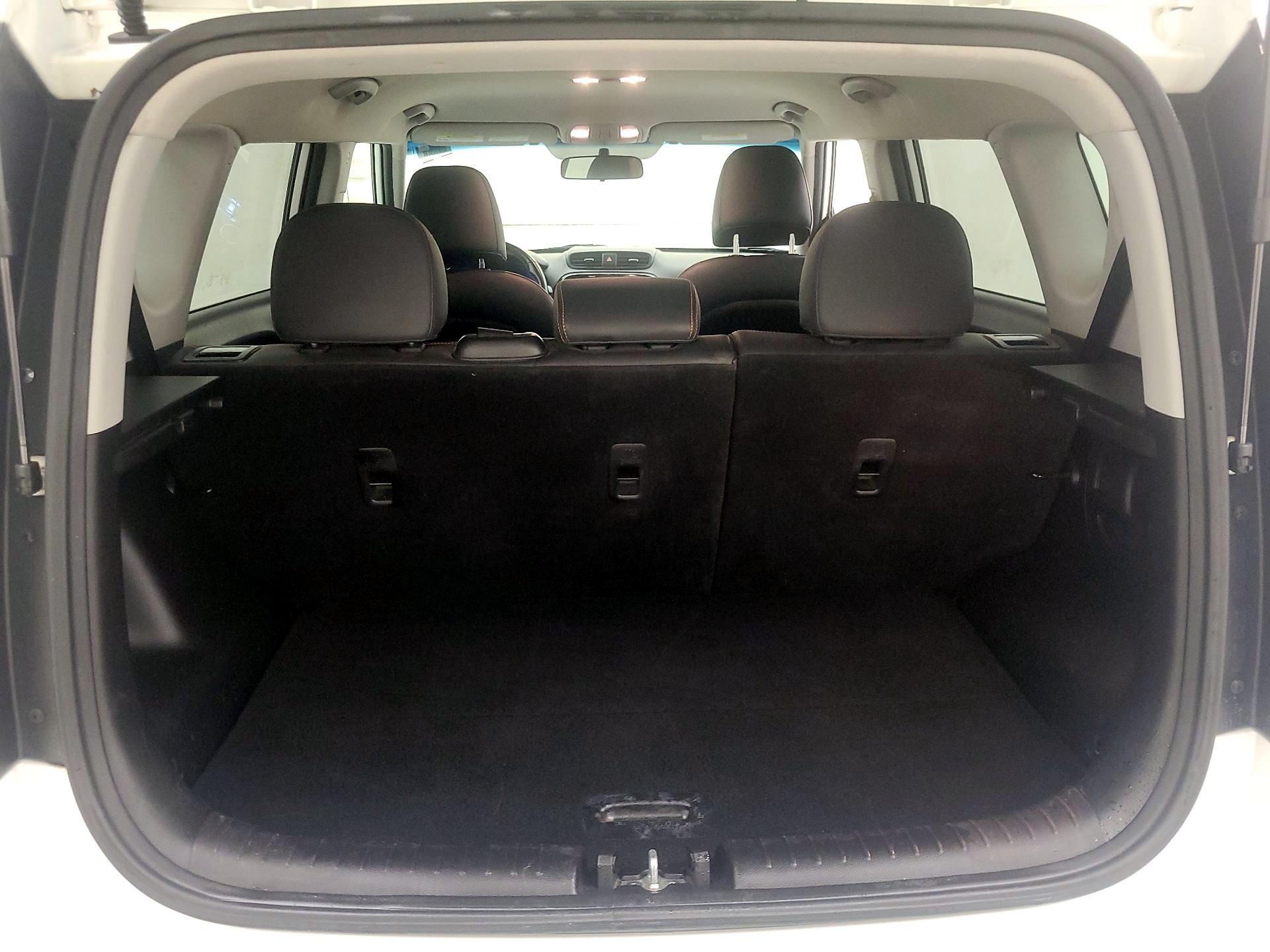 Thumbnail: 2018 Kia Soul - 20