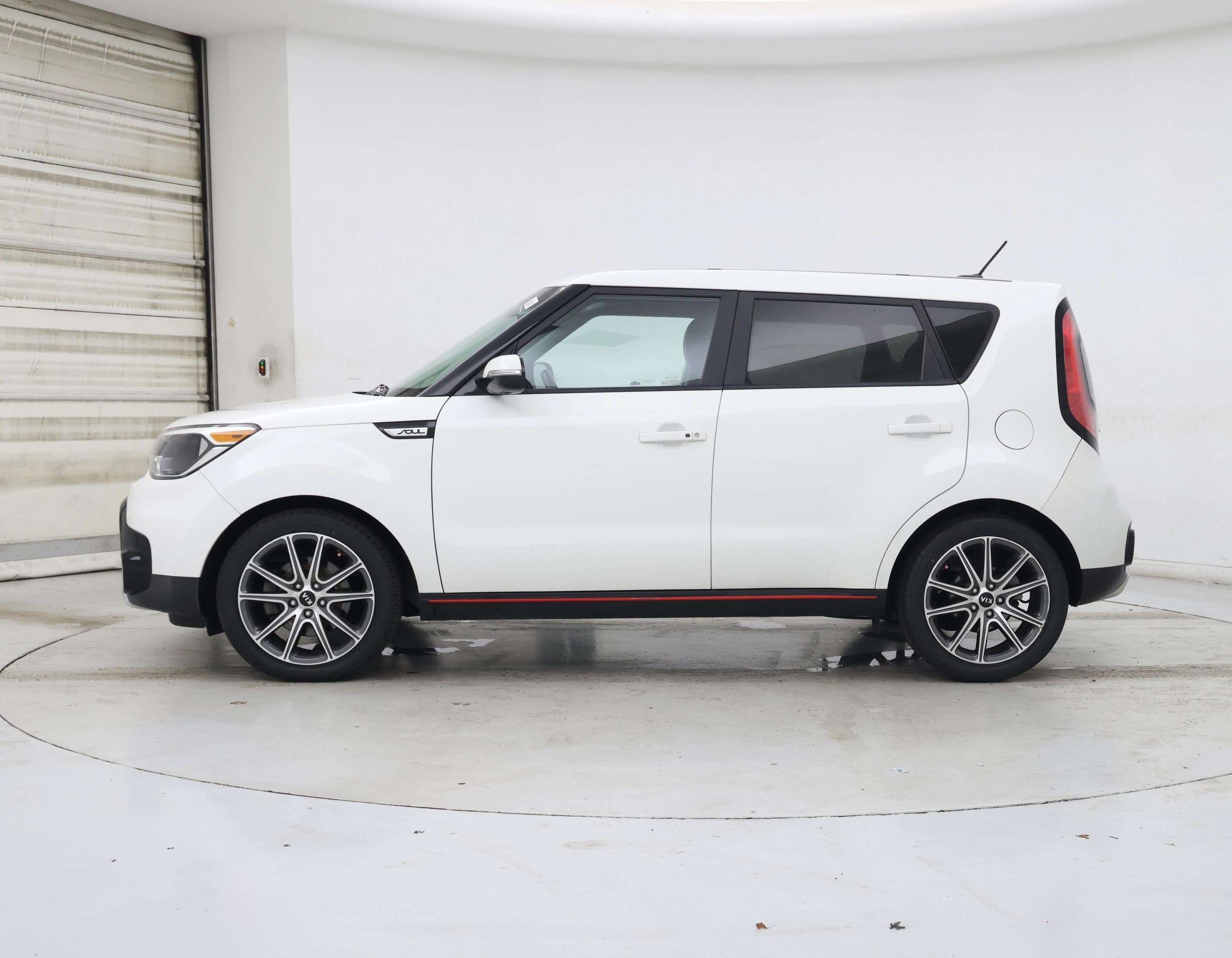 Thumbnail: 2018 Kia Soul - 3