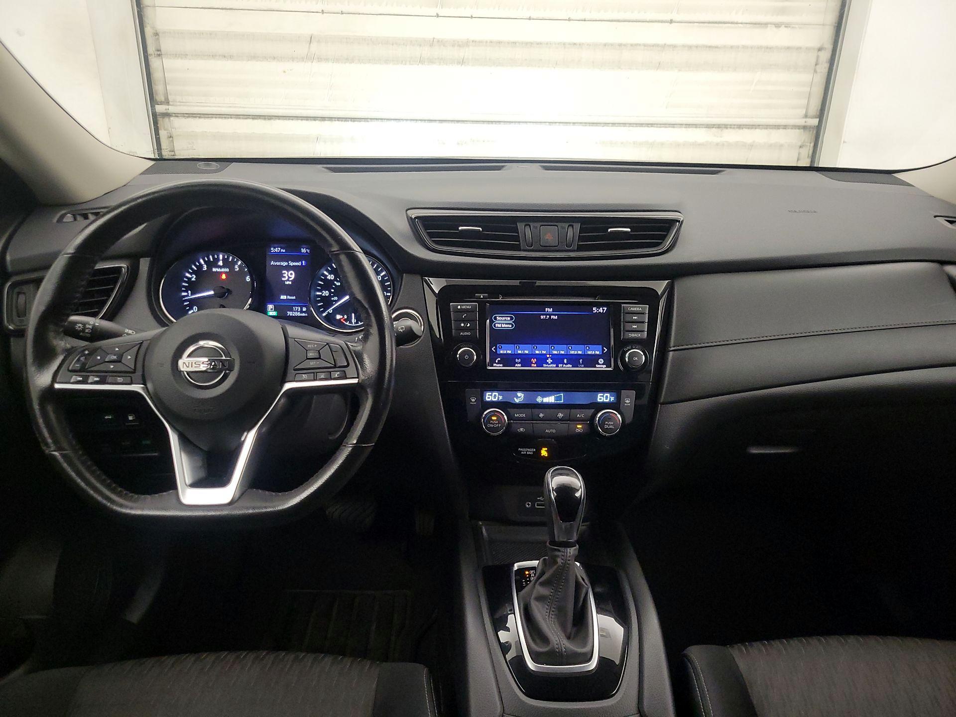 Thumbnail: 2018 Nissan Rogue - 9