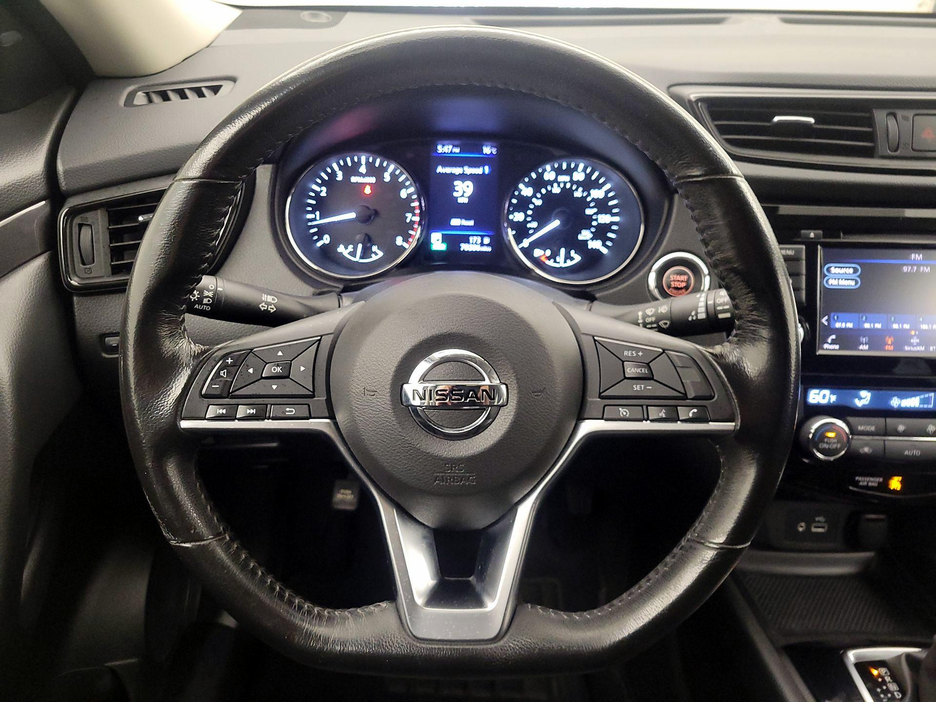 Thumbnail: 2018 Nissan Rogue - 10