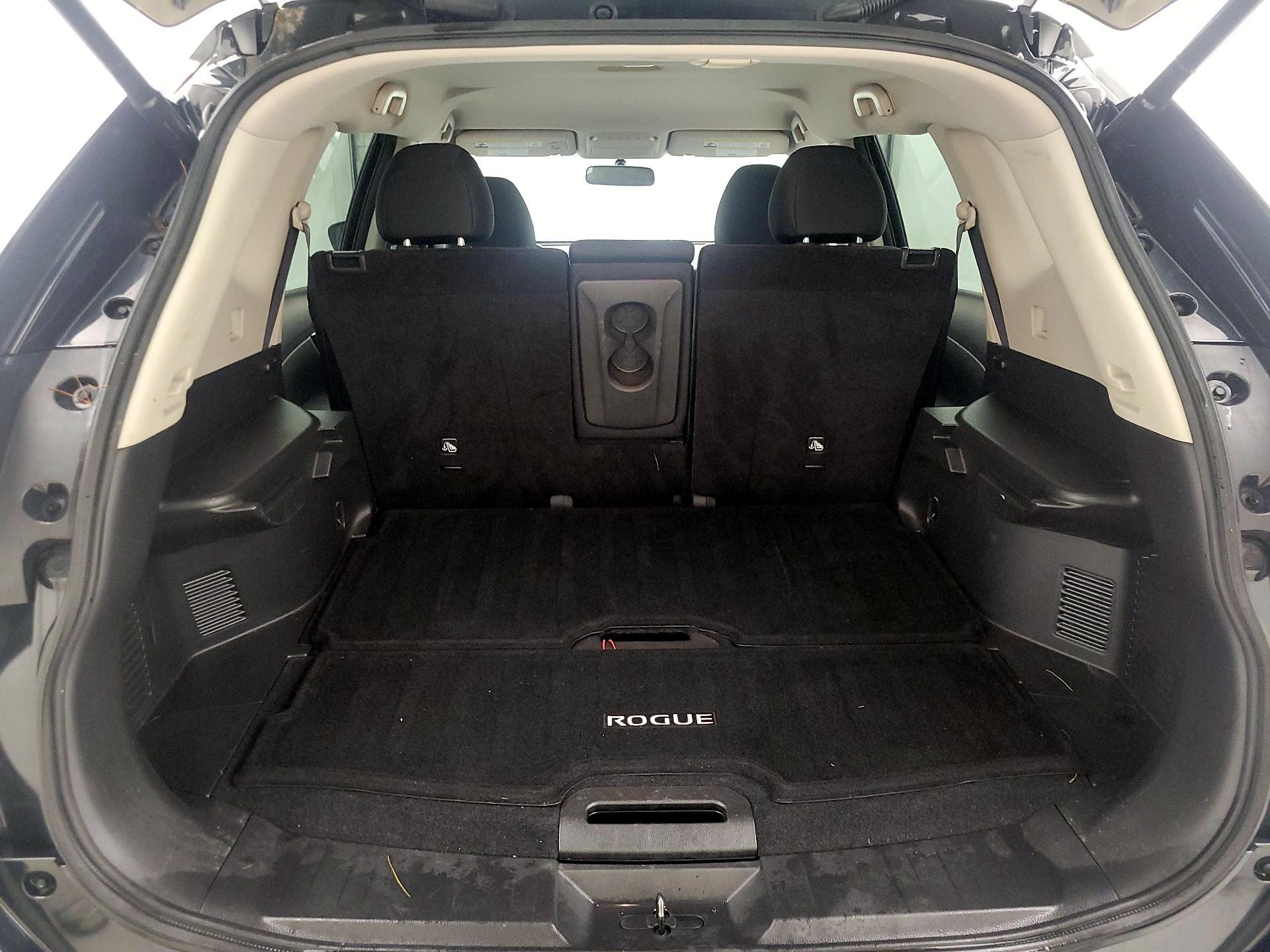 Thumbnail: 2018 Nissan Rogue - 20
