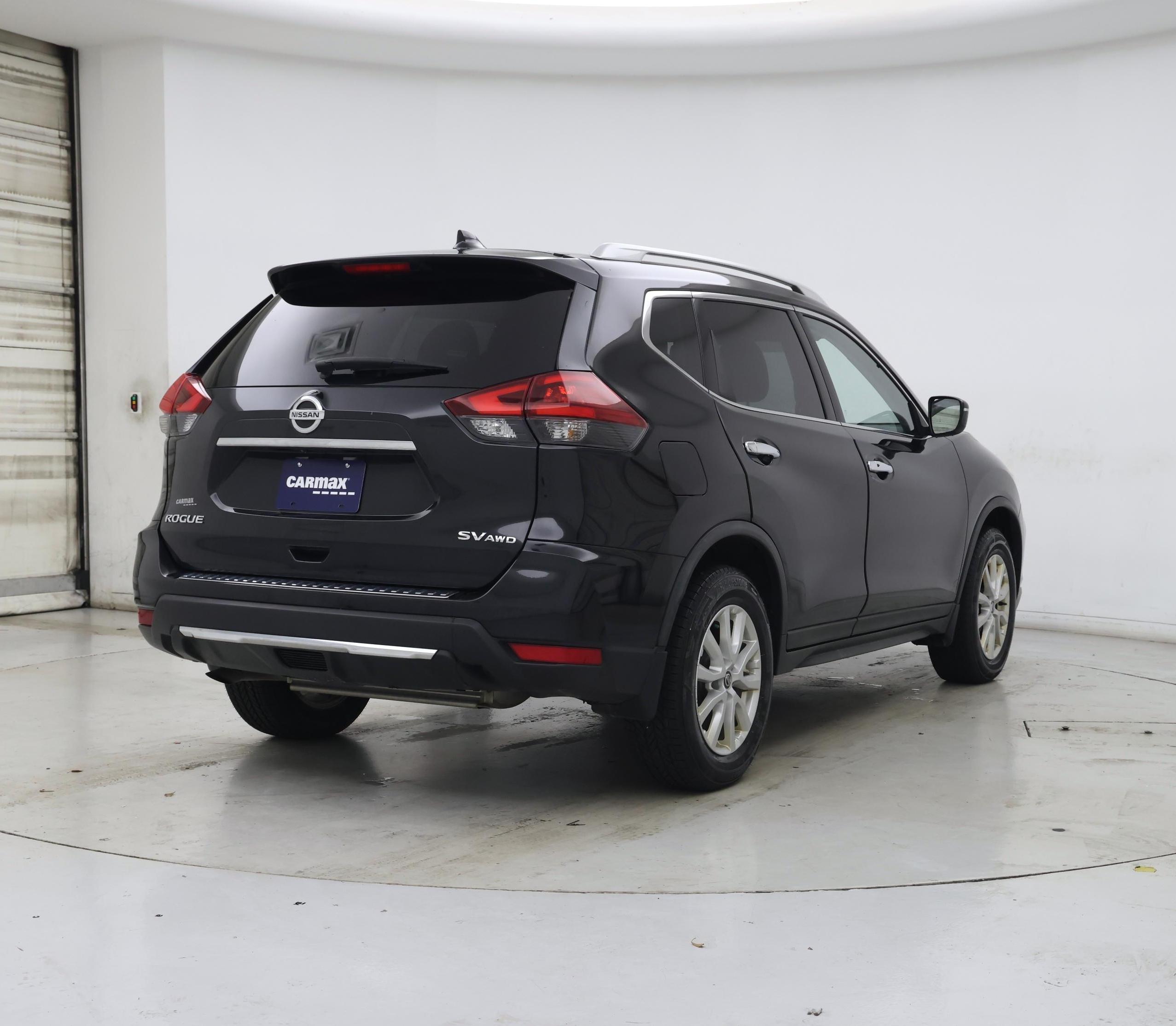 Thumbnail: 2018 Nissan Rogue - 8